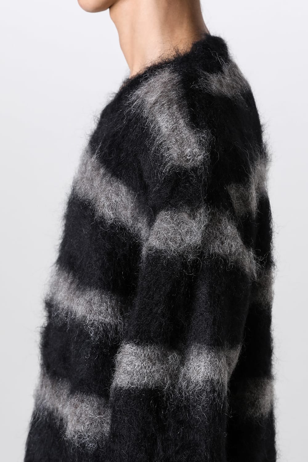 Round Neck Long Sleeve Knit Black