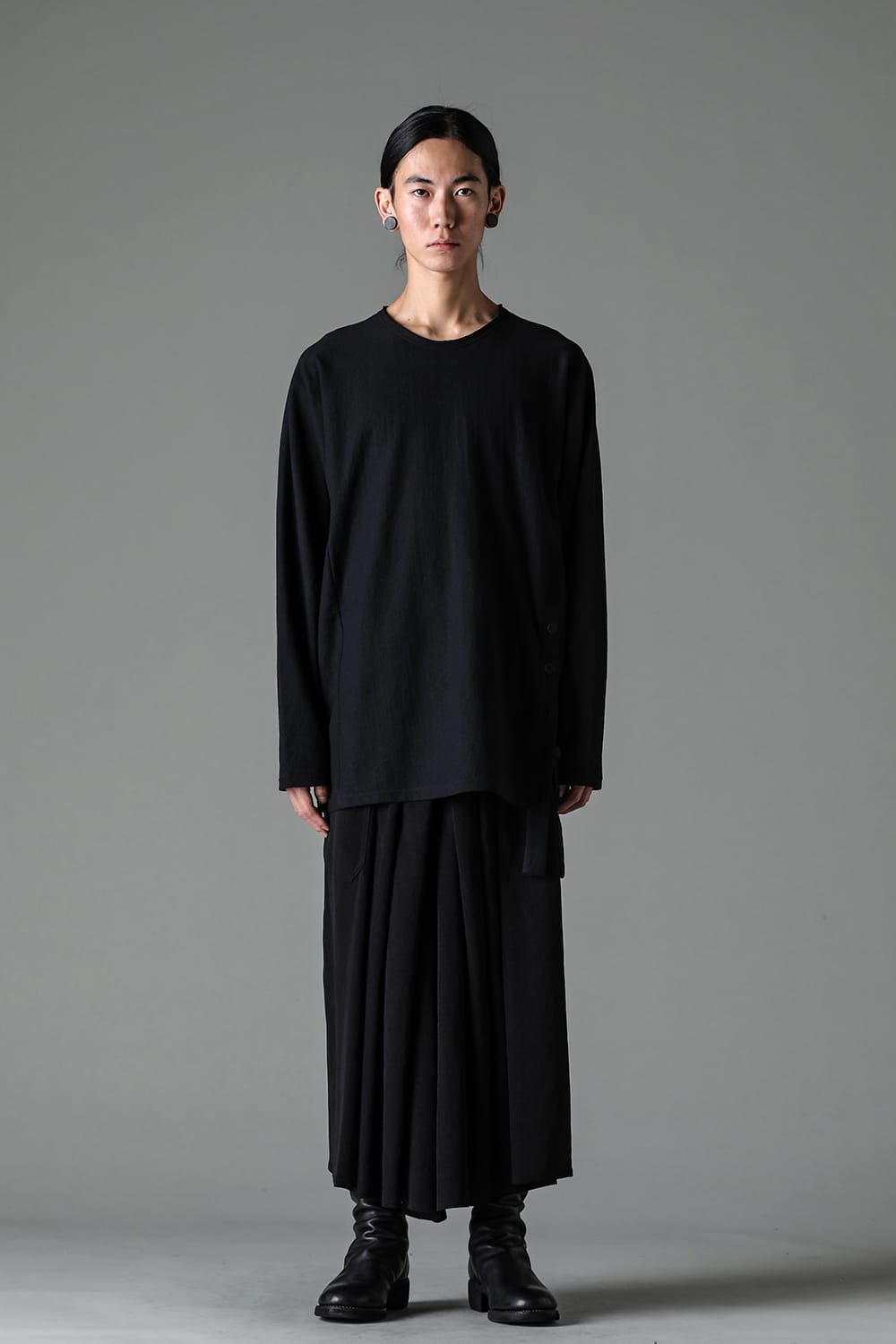 Seam Allowance Side Openings T-Shirt