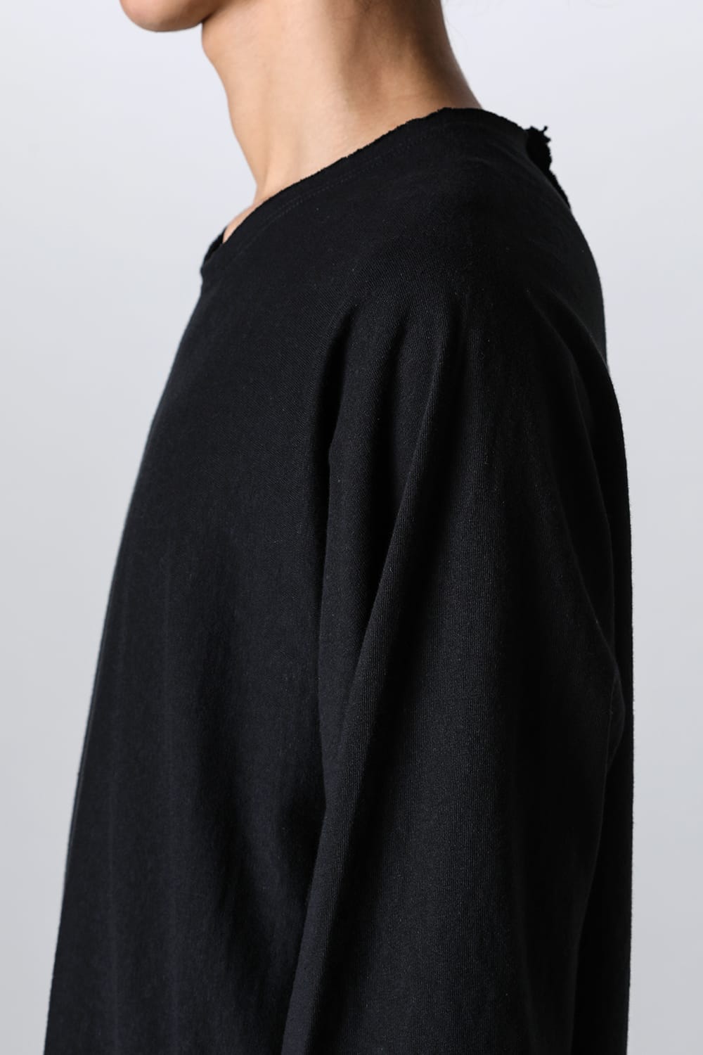 Seam Allowance Side Openings T-Shirt