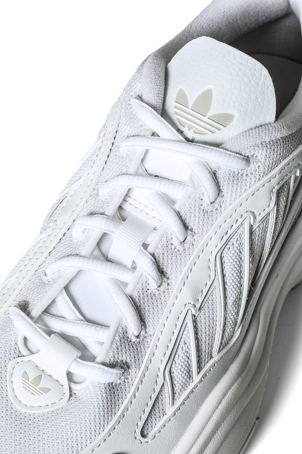 adidas OZGAIA W