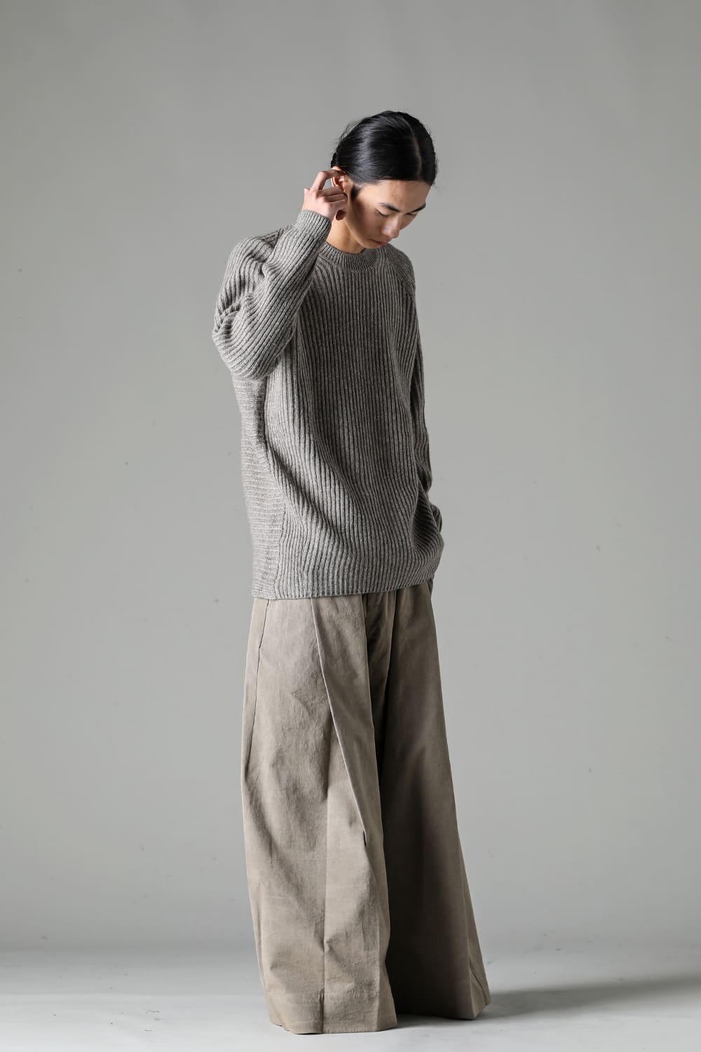 KNIT#42 Undyed Gray Yak