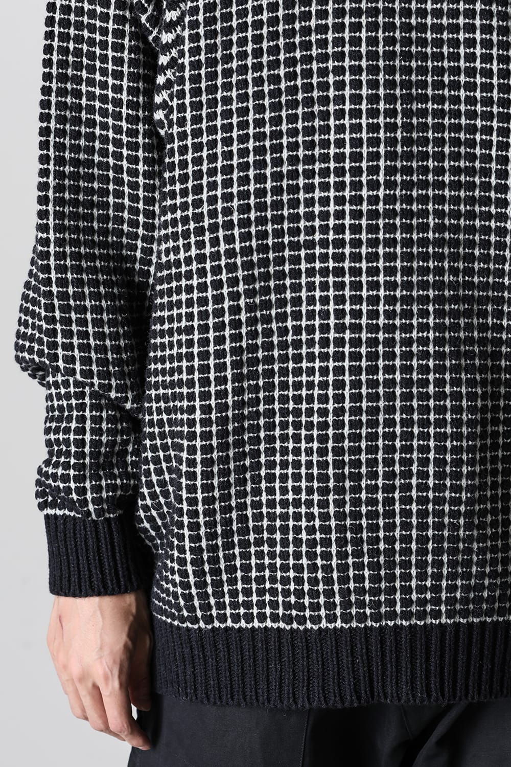 KNIT#60 Pitch Black Natural Lalin