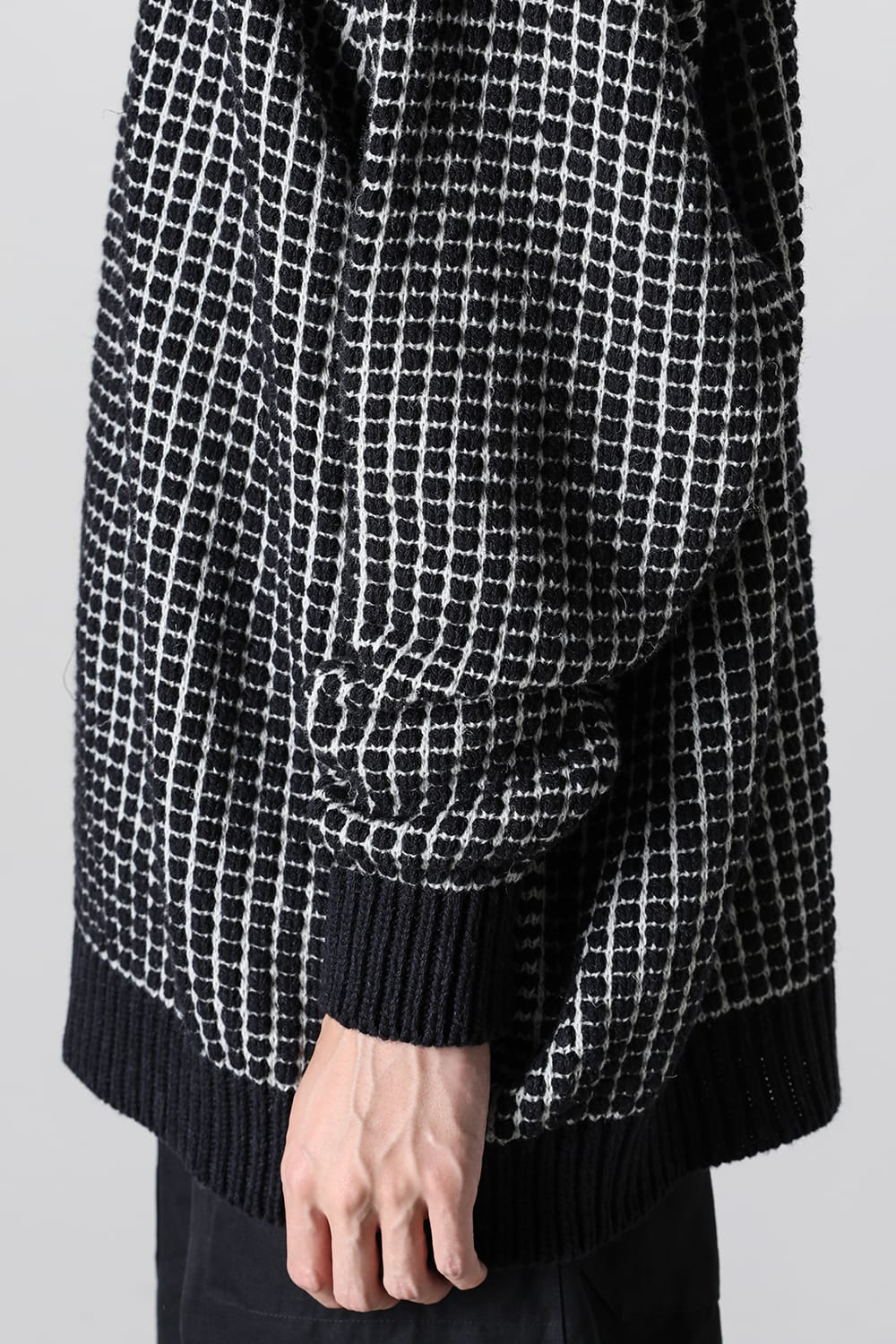 KNIT#60 Pitch Black Natural Lalin