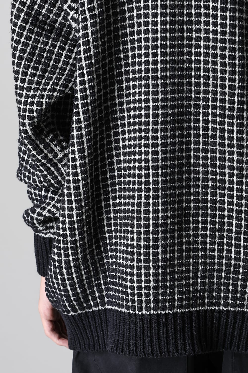 KNIT#60 Pitch Black Natural Lalin