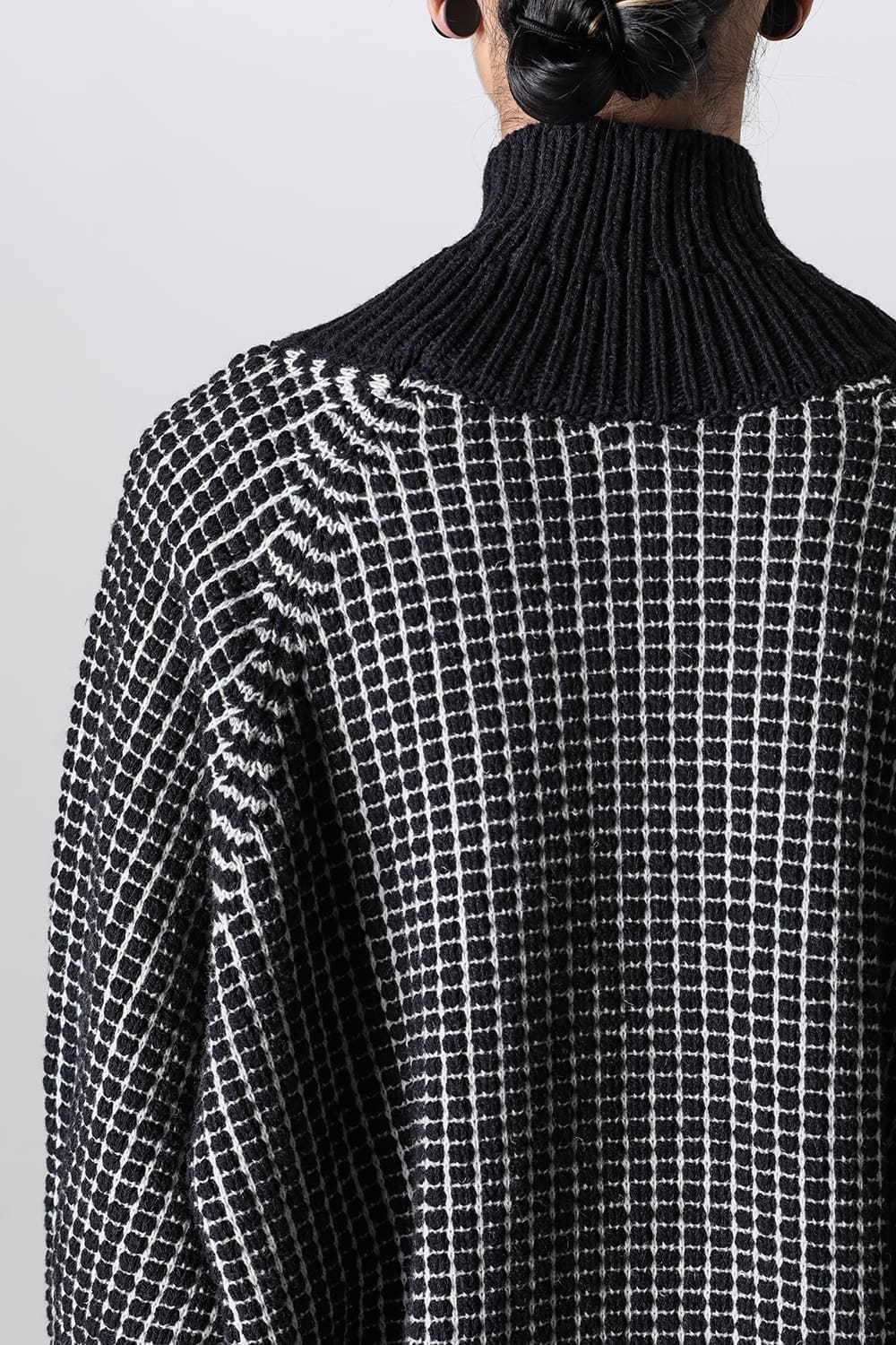 ニット#61 ピッチブラック ナチュラル ラリン