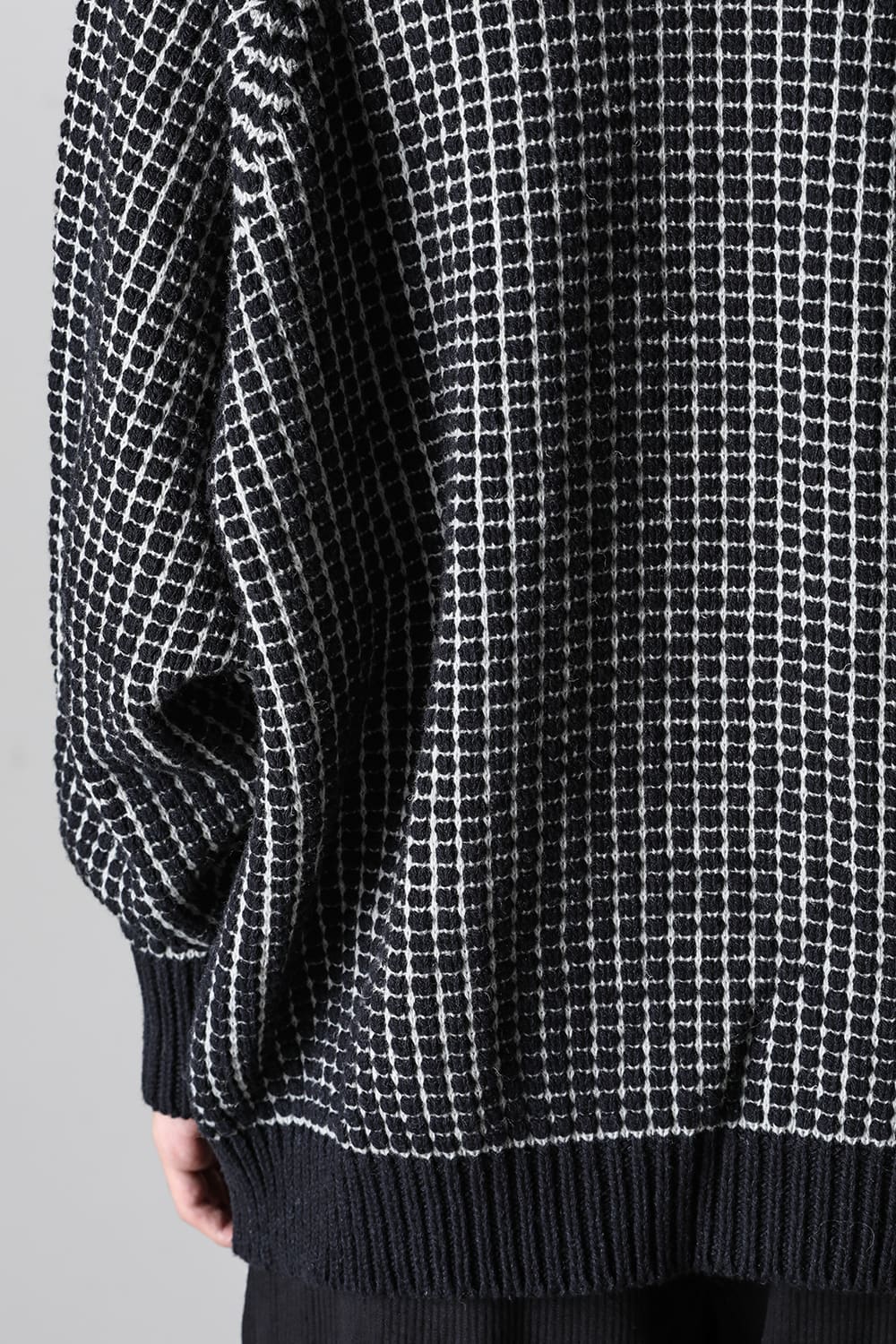 ニット#61 ピッチブラック ナチュラル ラリン