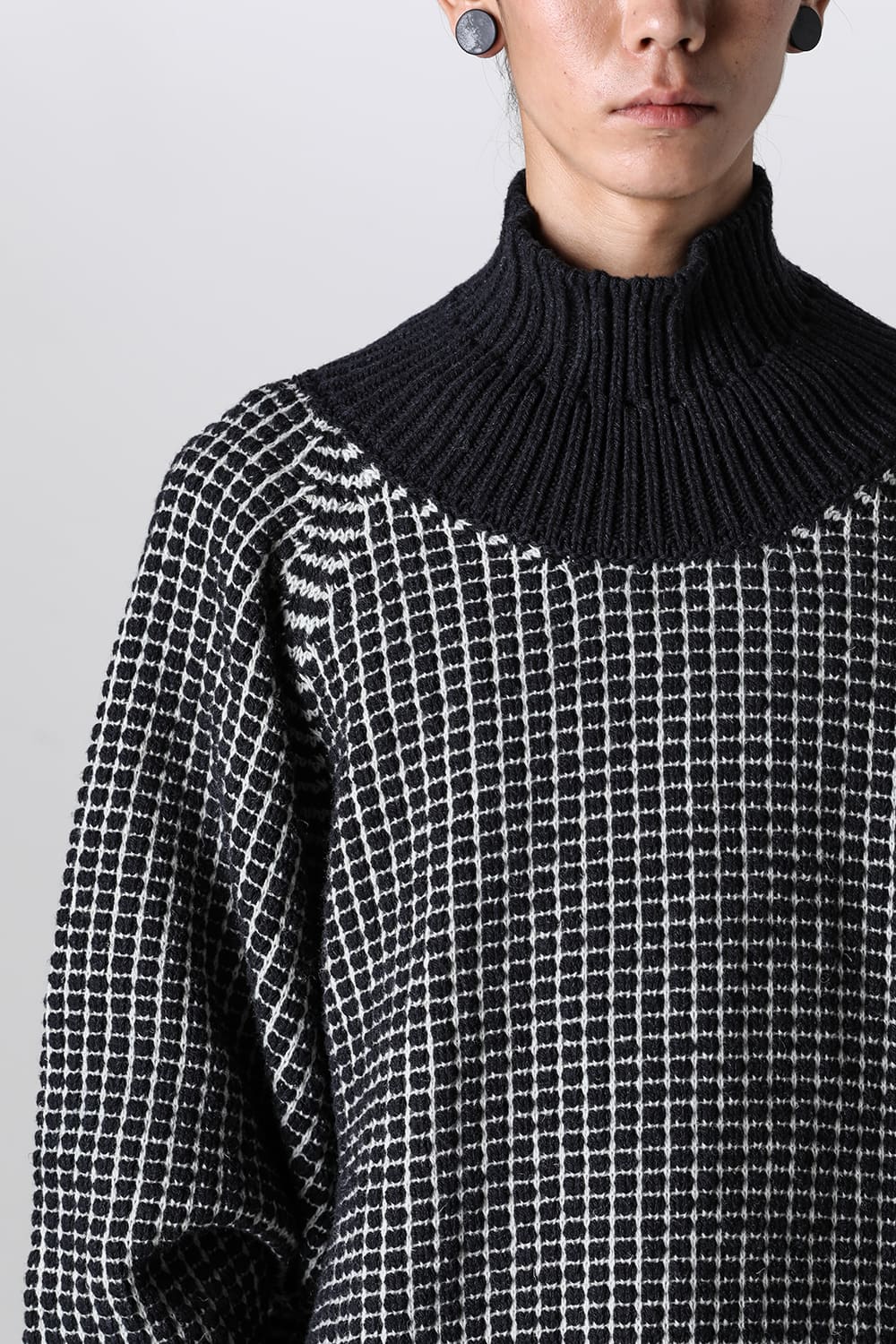 ニット#61 ピッチブラック ナチュラル ラリン