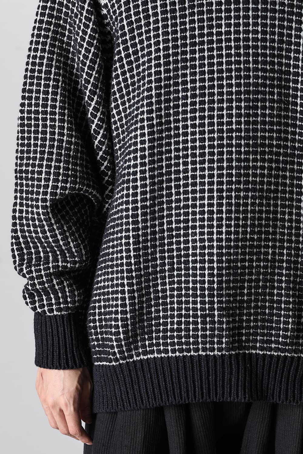 ニット#61 ピッチブラック ナチュラル ラリン