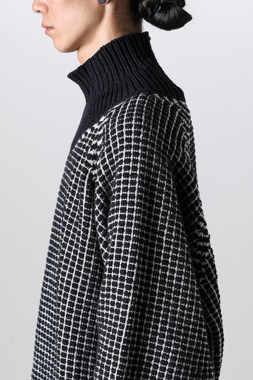 ニット#61 ピッチブラック ナチュラル ラリン