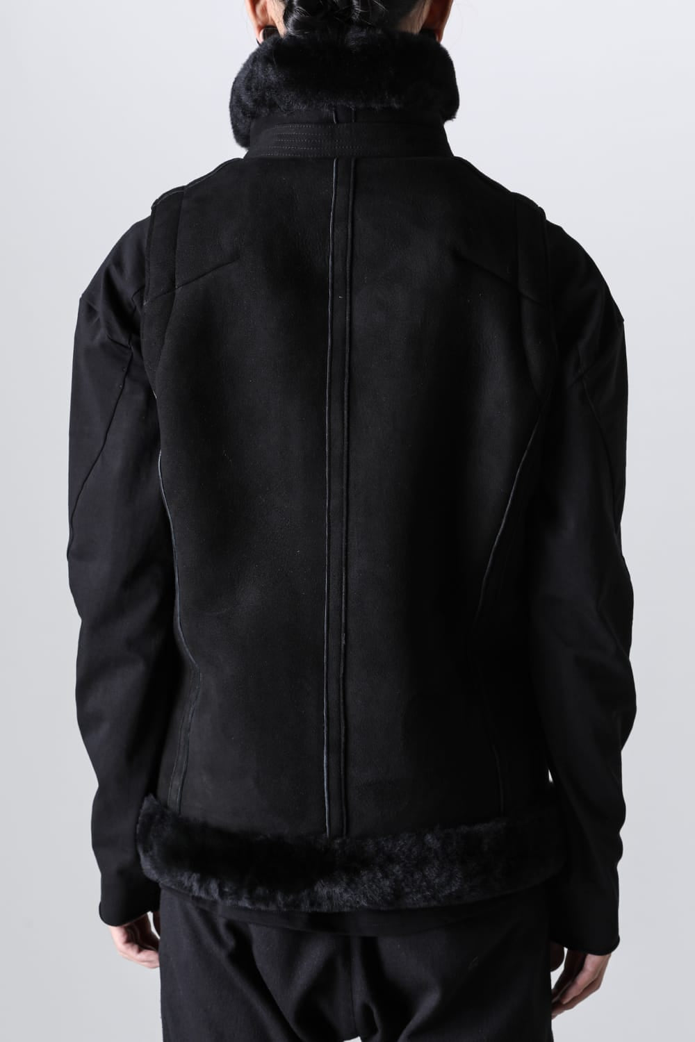 High neck  Vest Sheep Skin Black