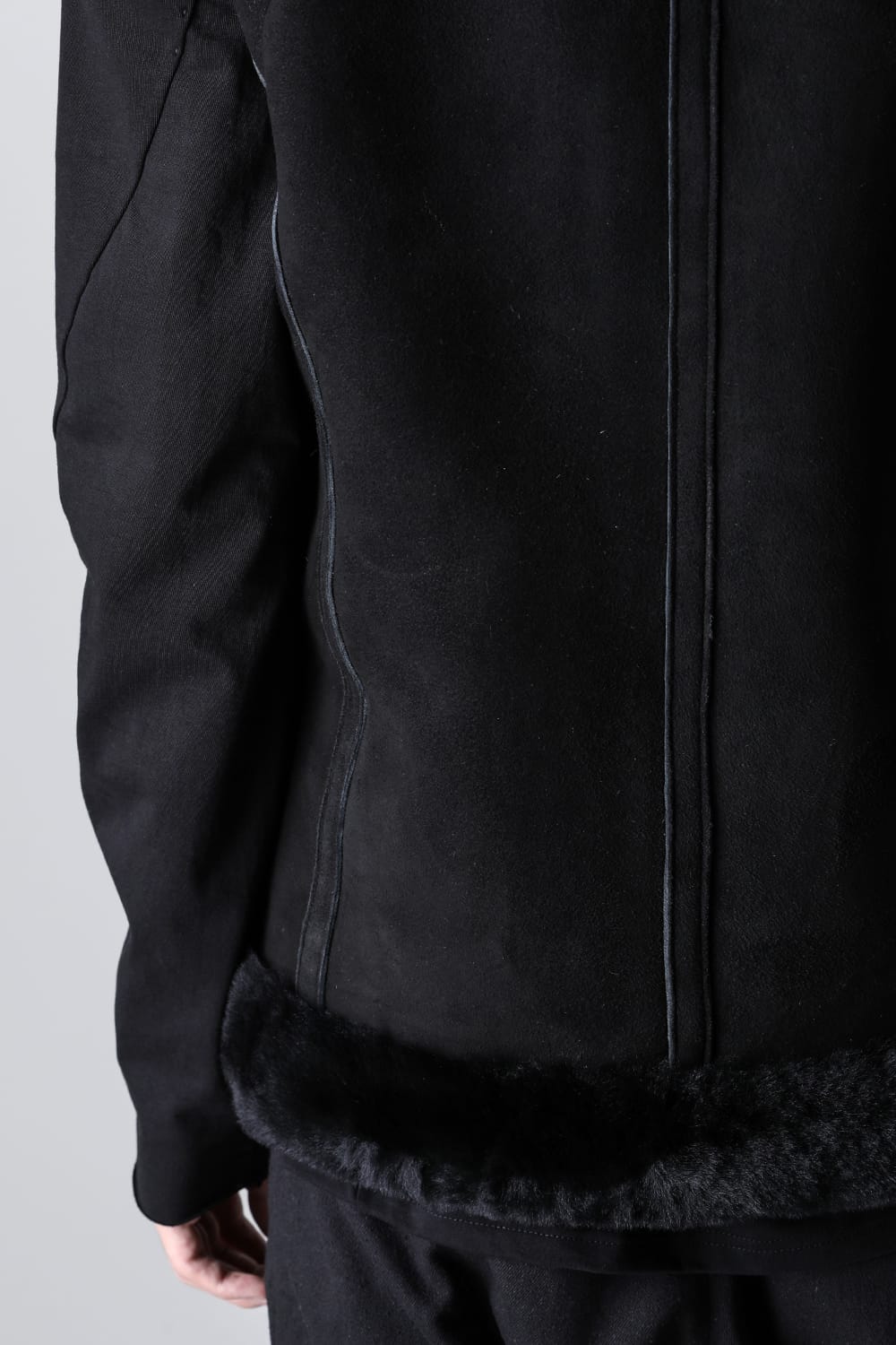 High neck  Vest Sheep Skin Black