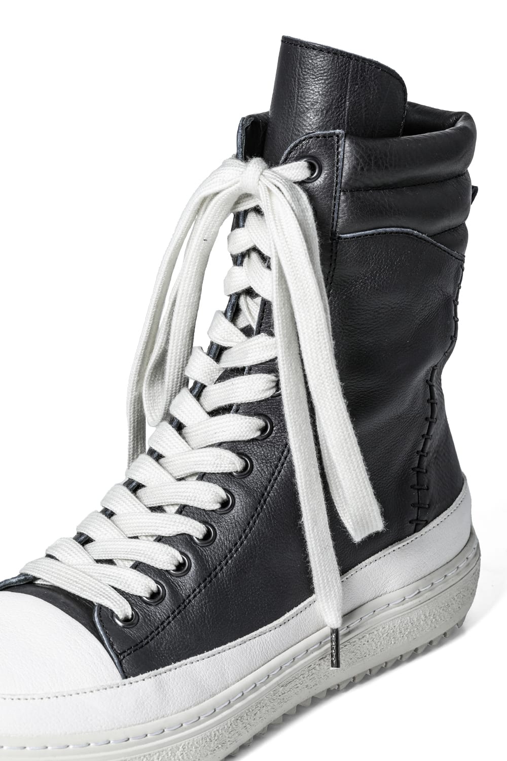 HIGH TOP SNEAKERS