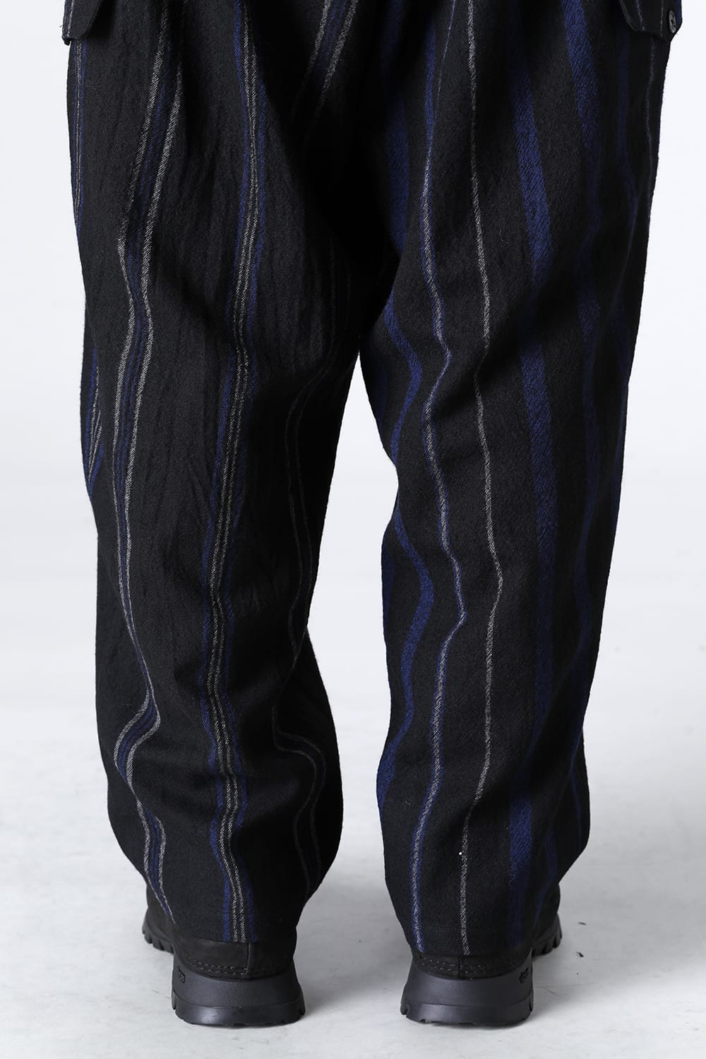 Zigzag Stitch Straight Pants