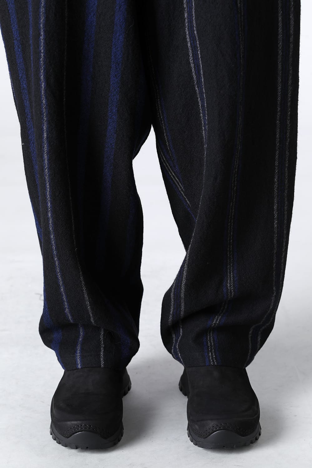 Zigzag Stitch Straight Pants