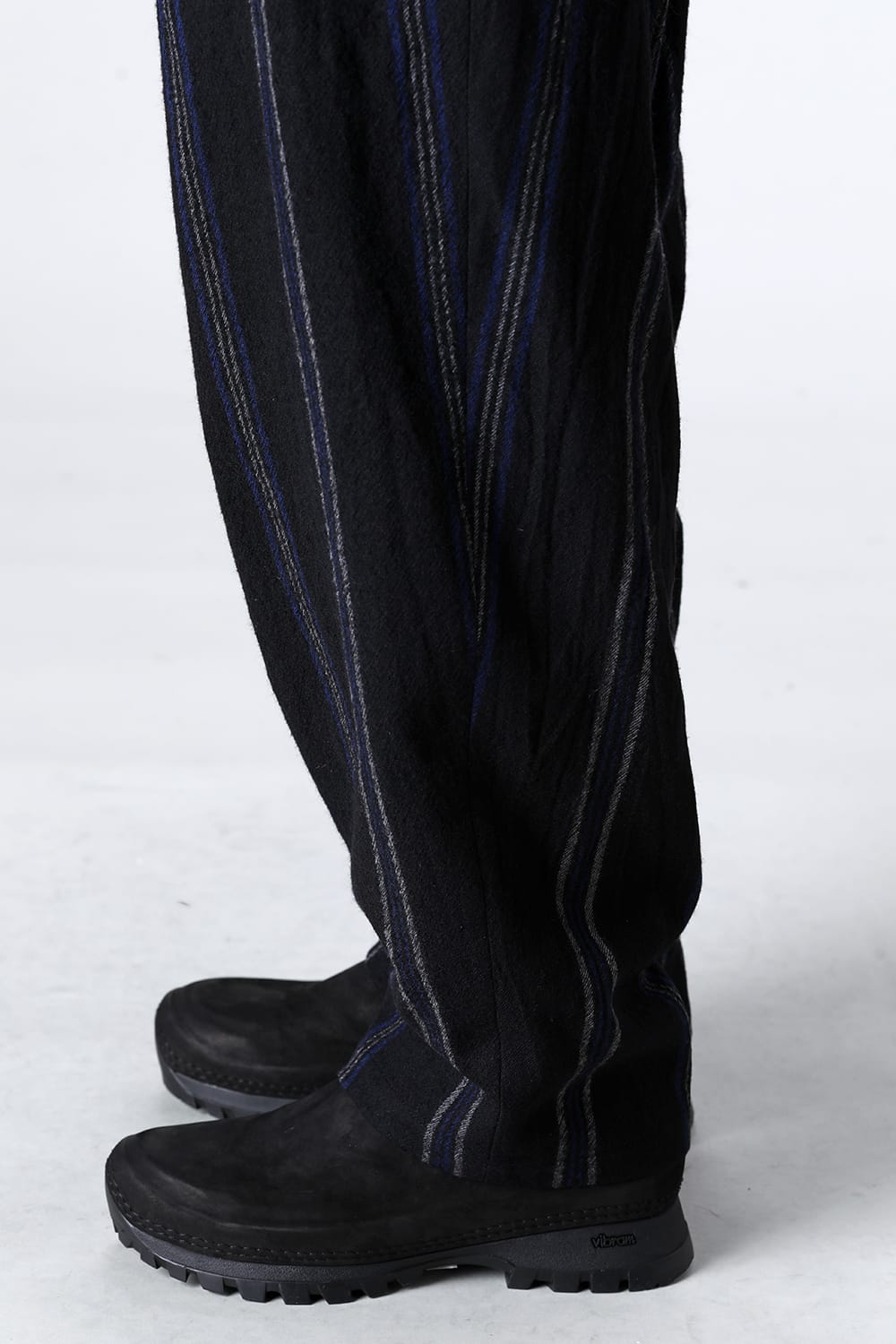 Zigzag Stitch Straight Pants