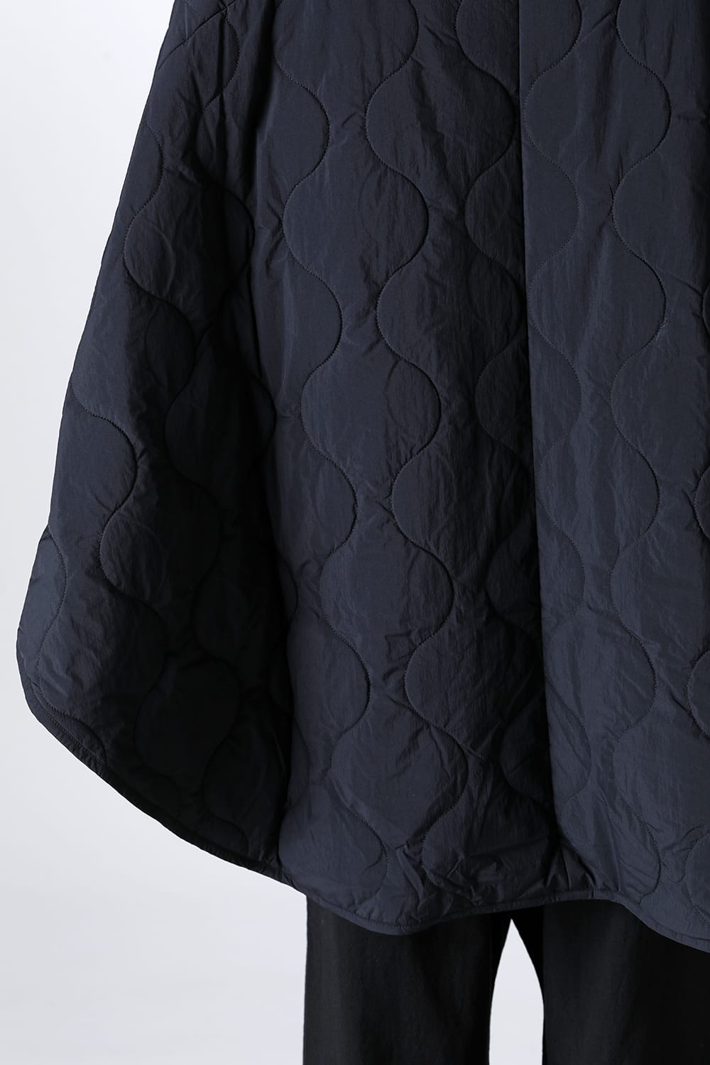 Heating Poncho Black