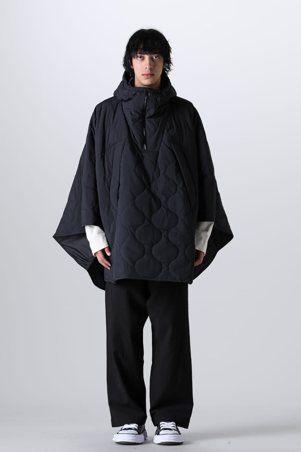 Heating Poncho Black