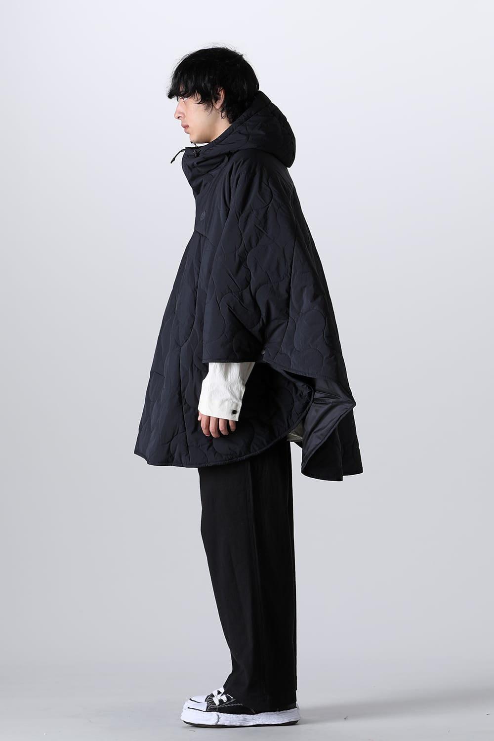 Heating Poncho Black