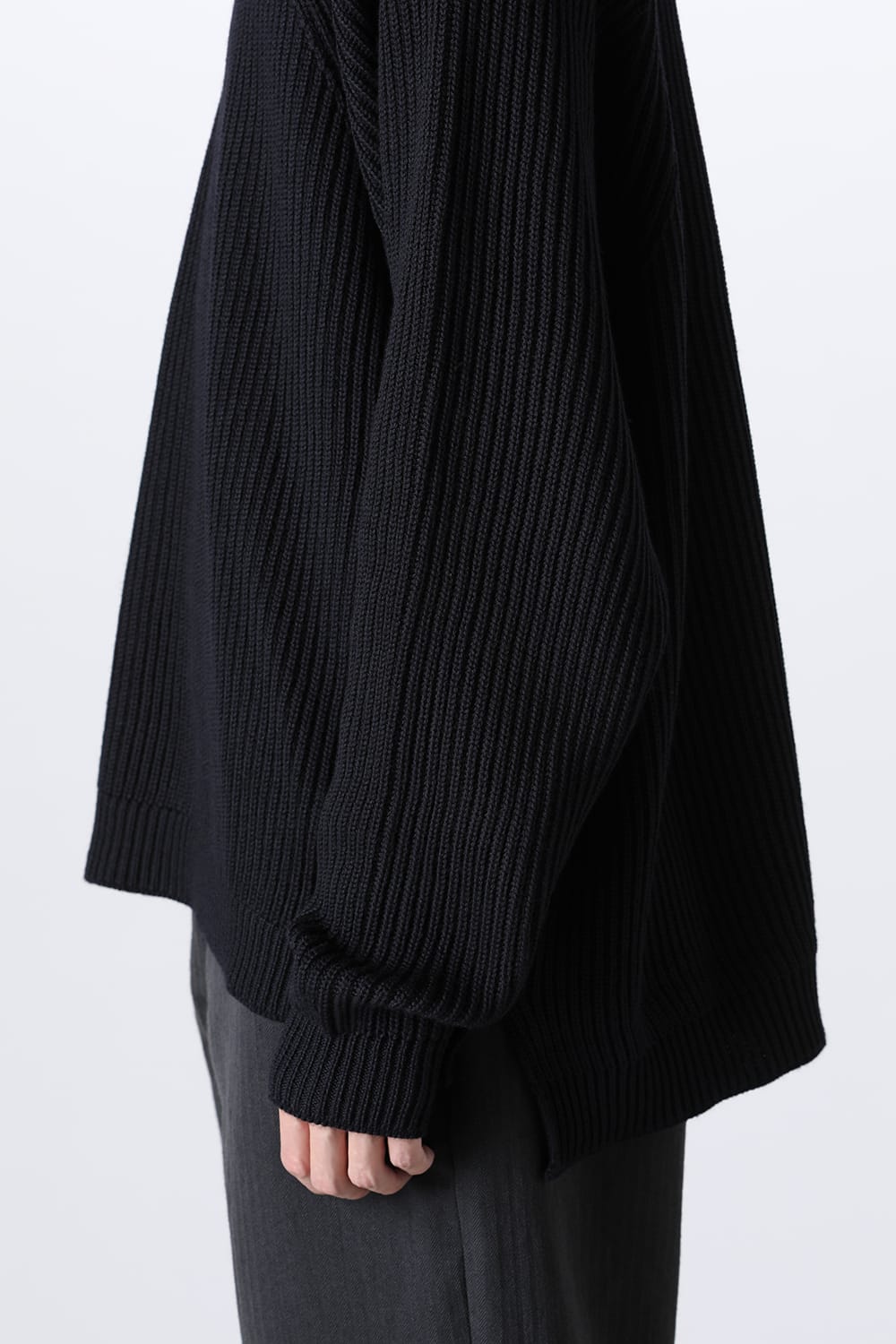 KNITTED CREWNECK Black