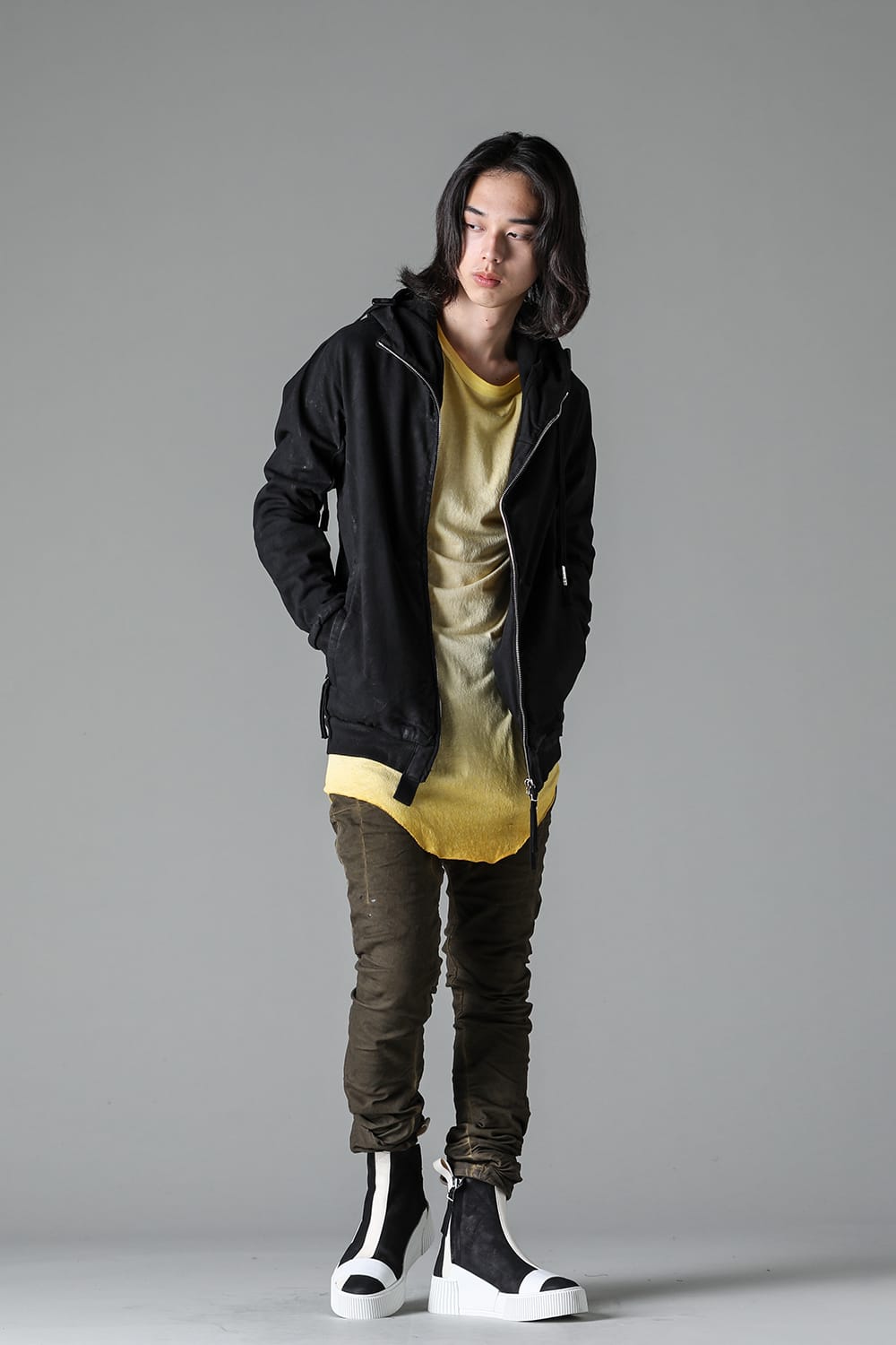 P13. Tight Fit DARK OAK Vinyl Coated FTS10001