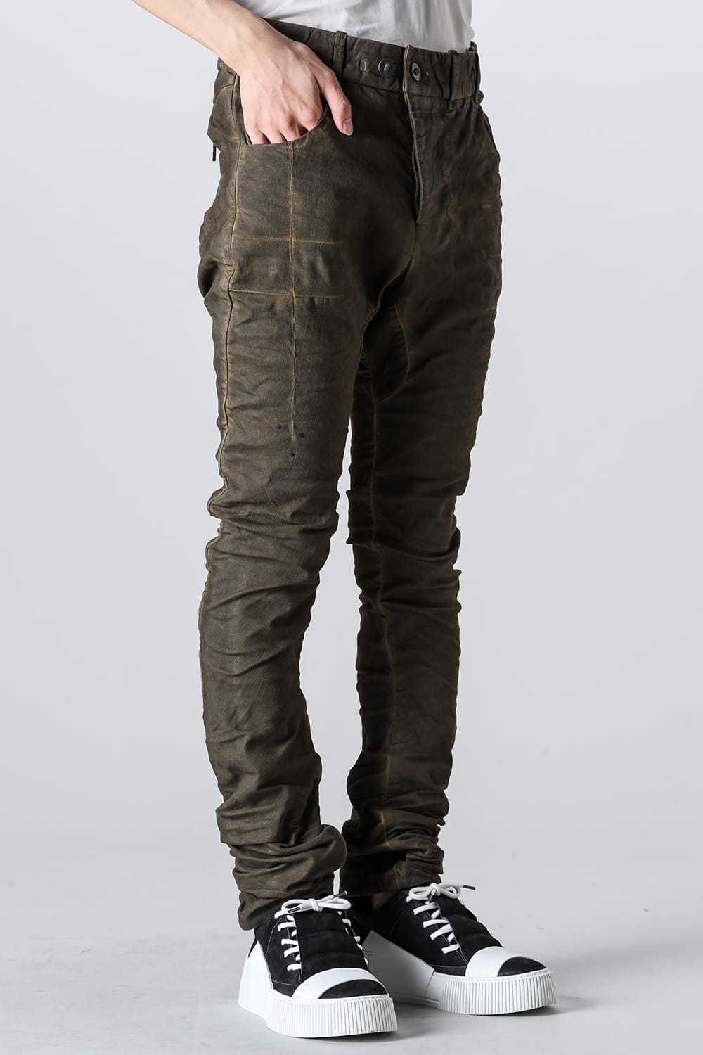 P13. Tight Fit DARK OAK Vinyl Coated FTS10001