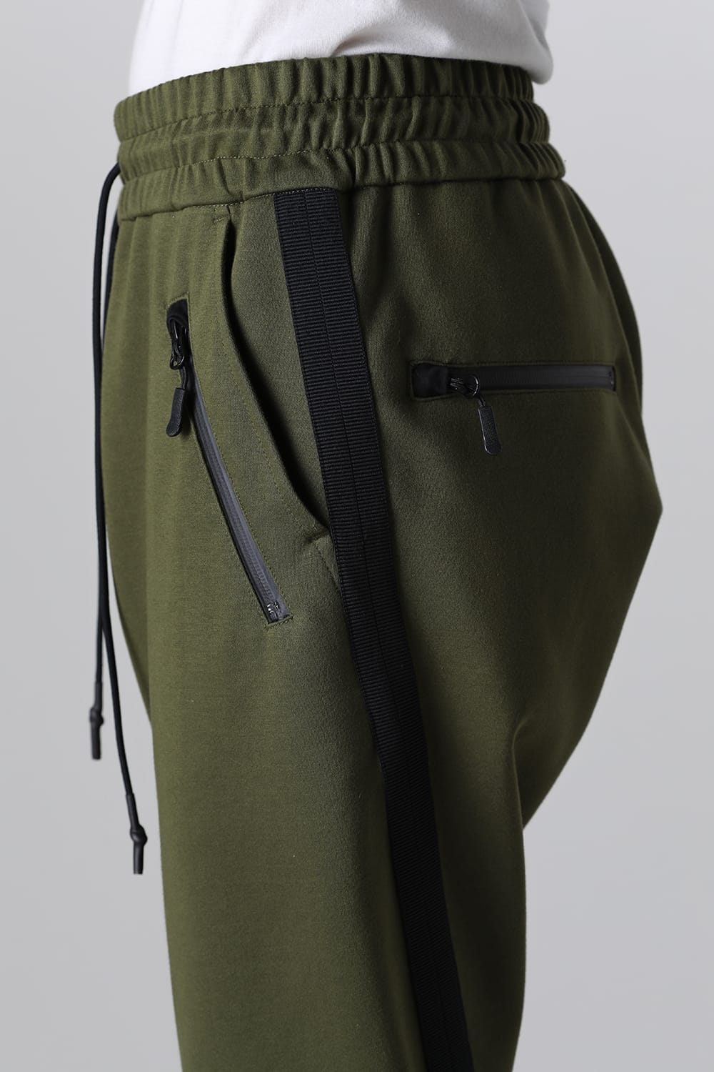 ライン ジャージーパンツ カーキ