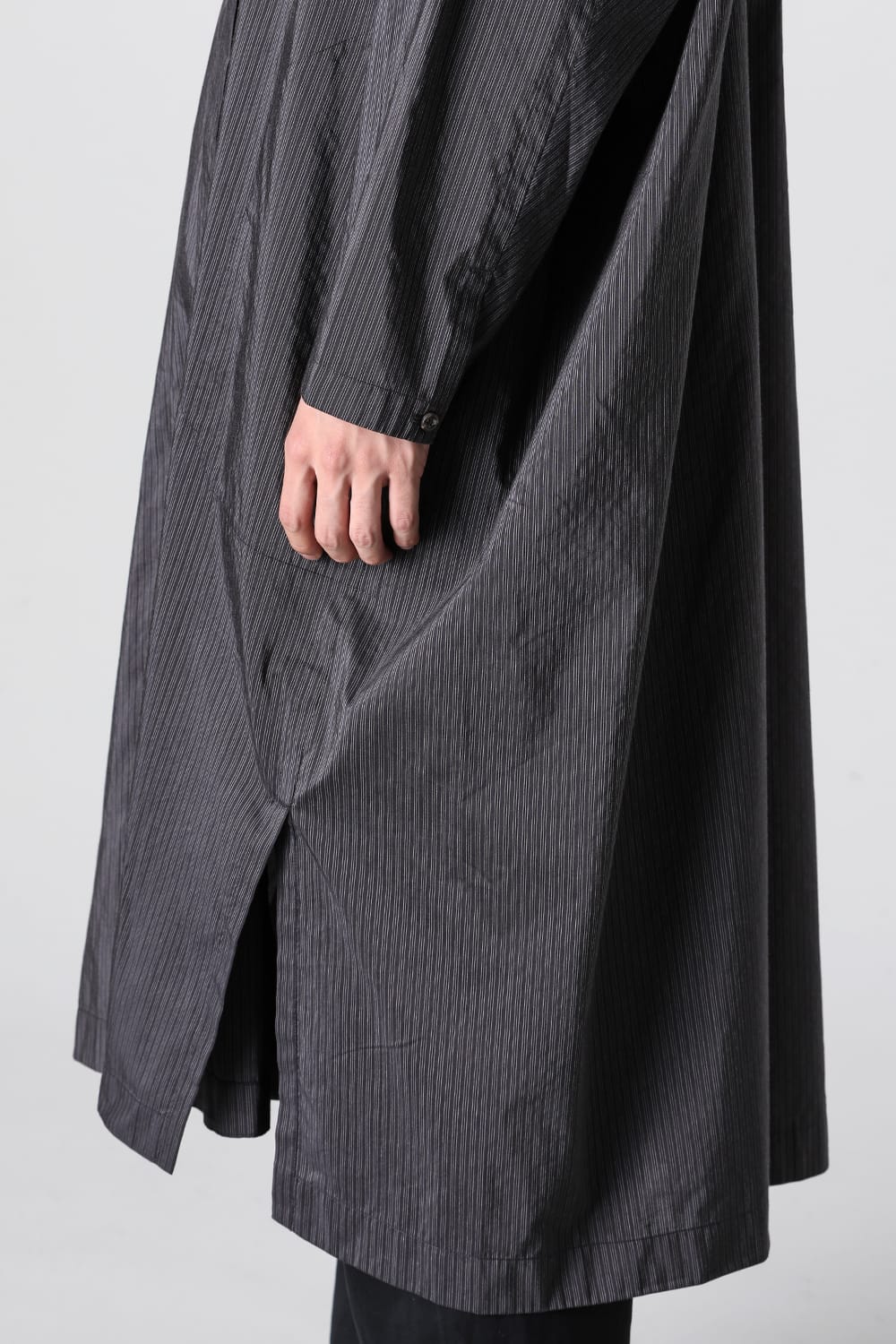 SHIRT#95 Anthracite Ridge Striped Shirting