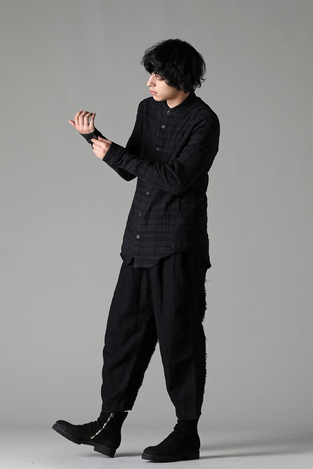 Shadow Striped Gauze Double Band Colored Shirt Black