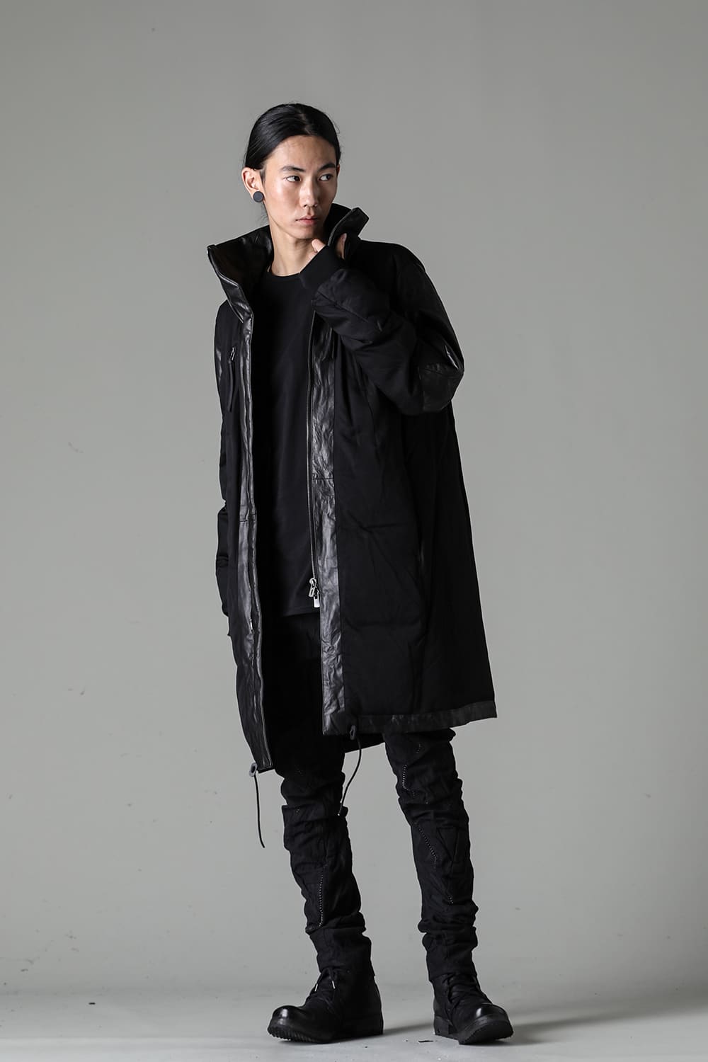 Horse Leather x Rayon Twill White Goose Down Coat  Black