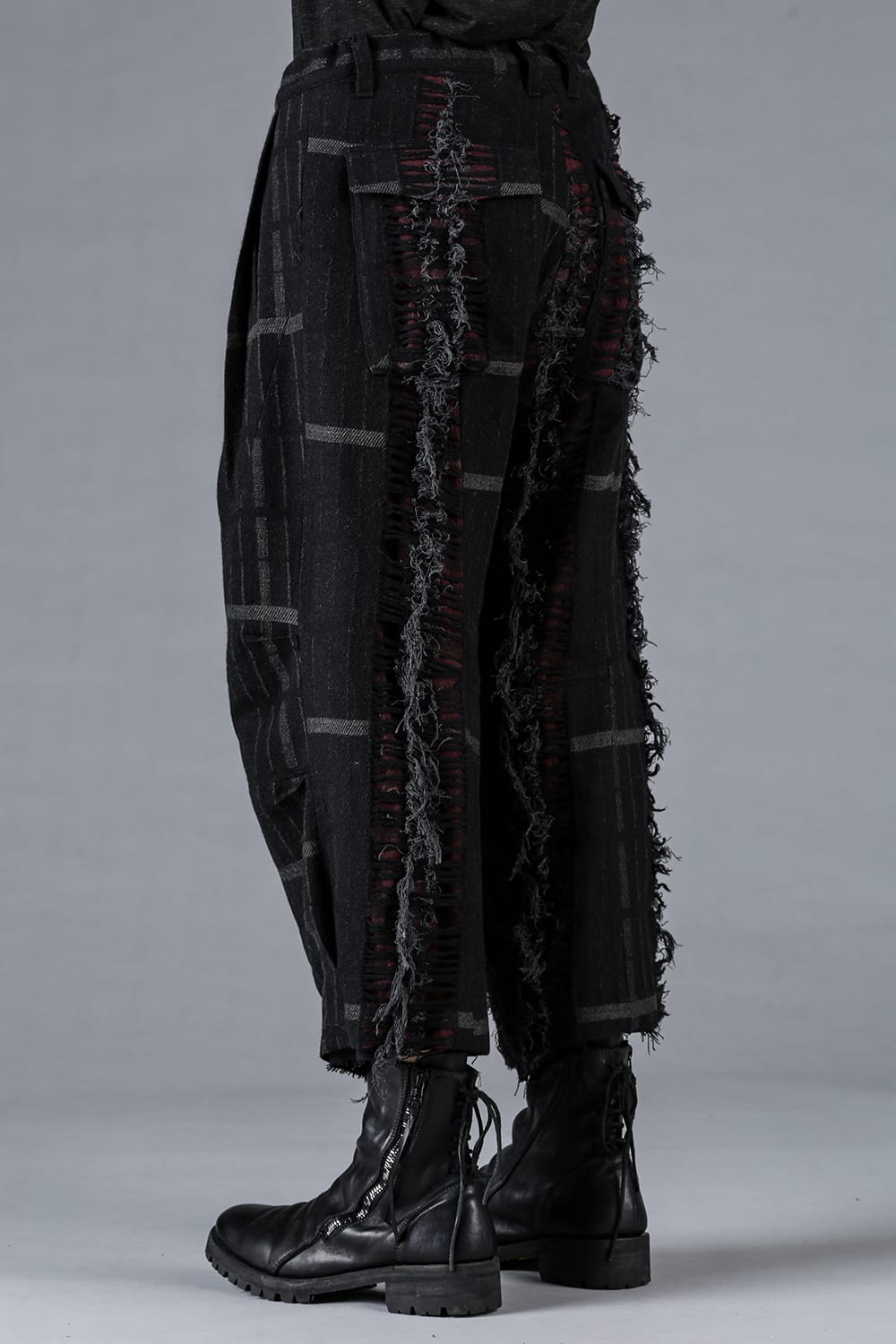 Destroy Random Stripe Wide Cropped Pants