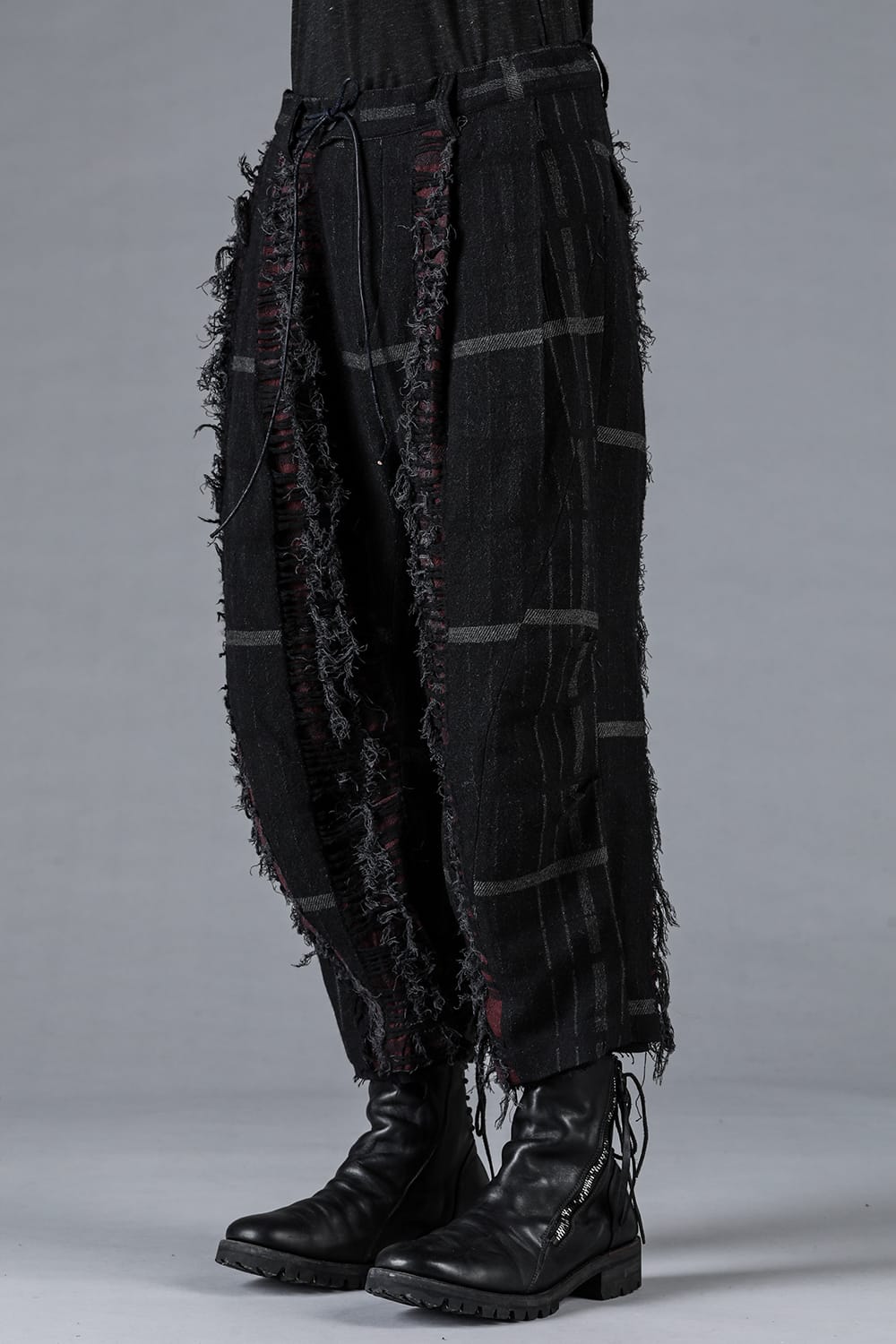 Destroy Random Stripe Wide Cropped Pants