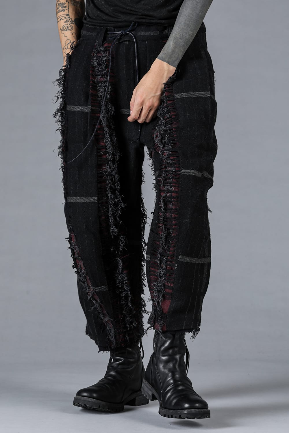 Destroy Random Stripe Wide Cropped Pants