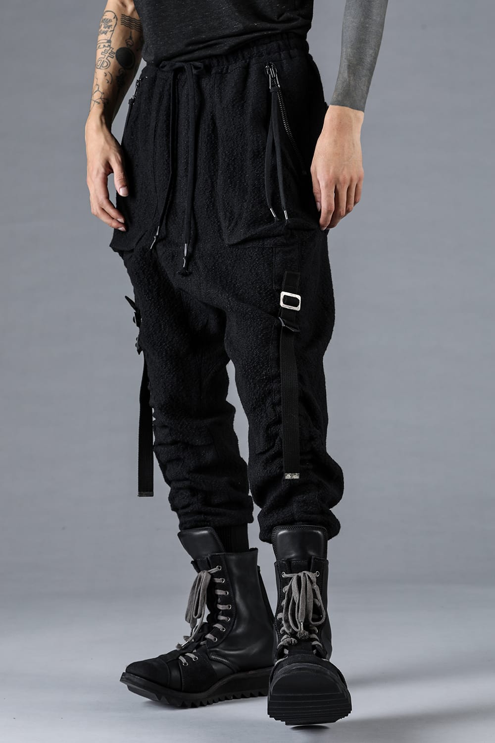 Dimple W×L×C Belt Adjust Wide Jog Pants