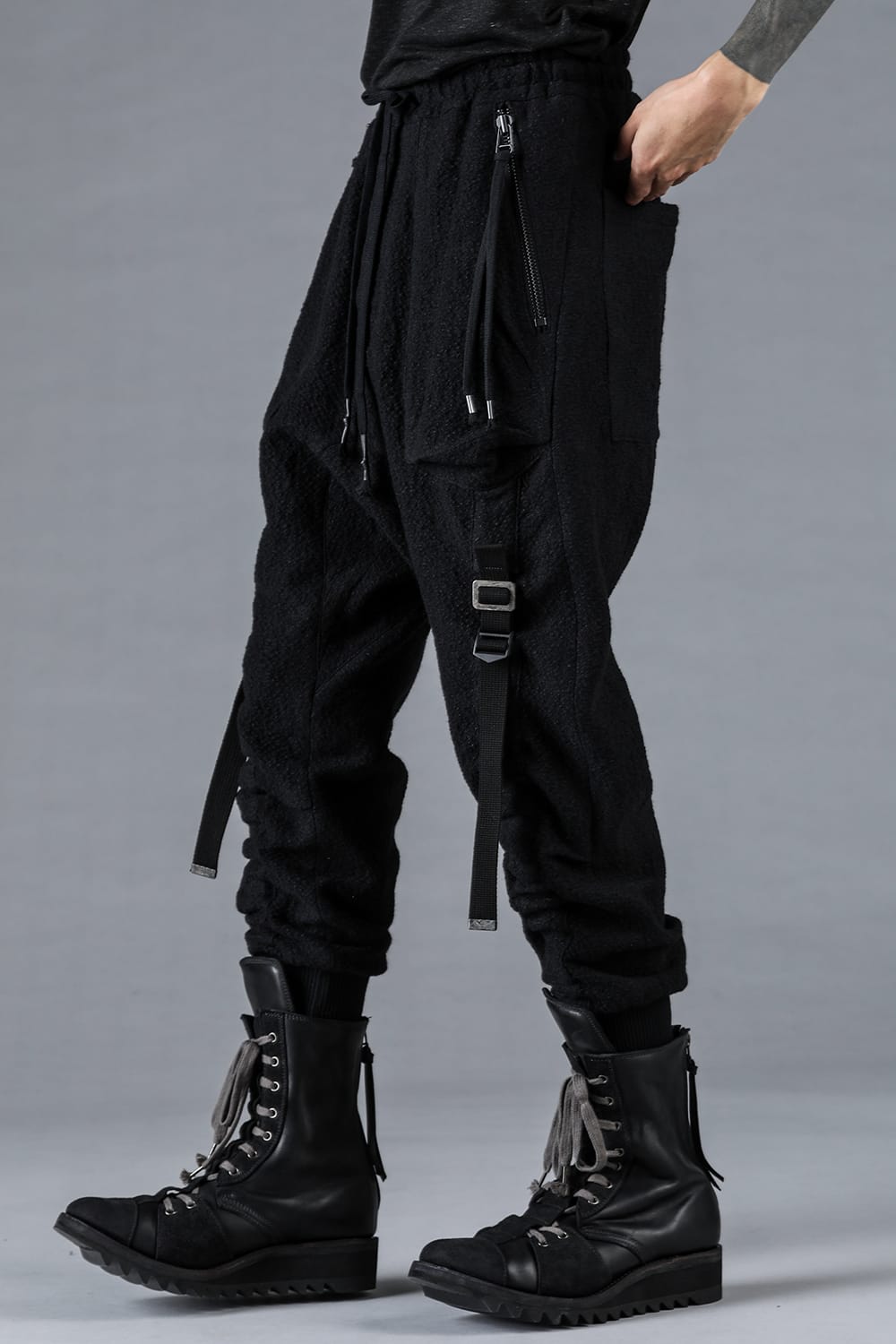 Dimple W×L×C Belt Adjust Wide Jog Pants