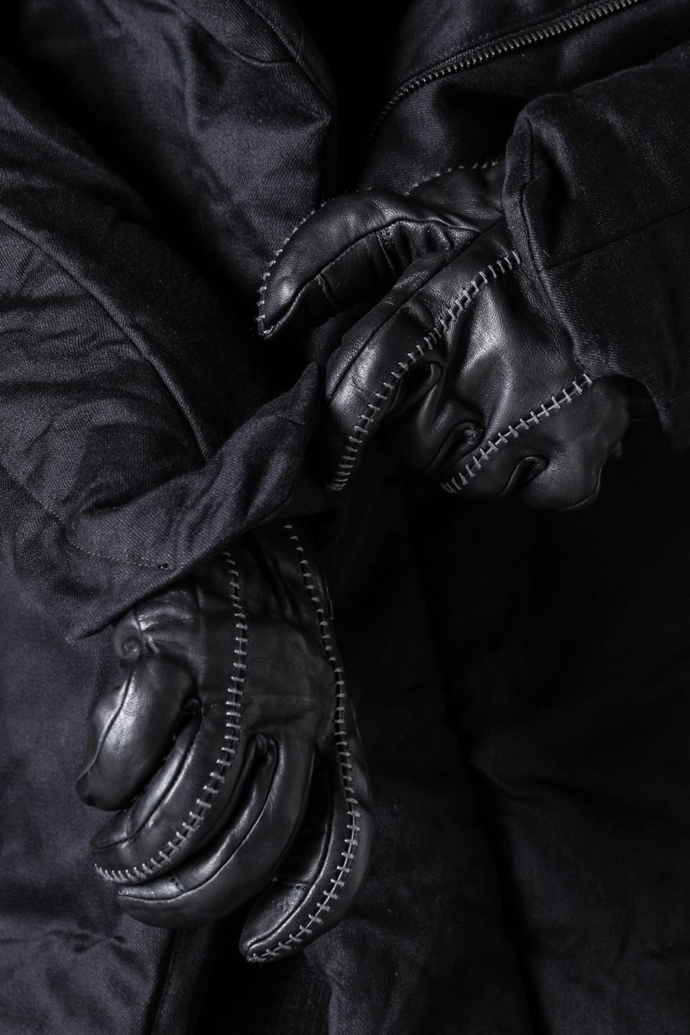 ホースレザーオーバーロックグローブ