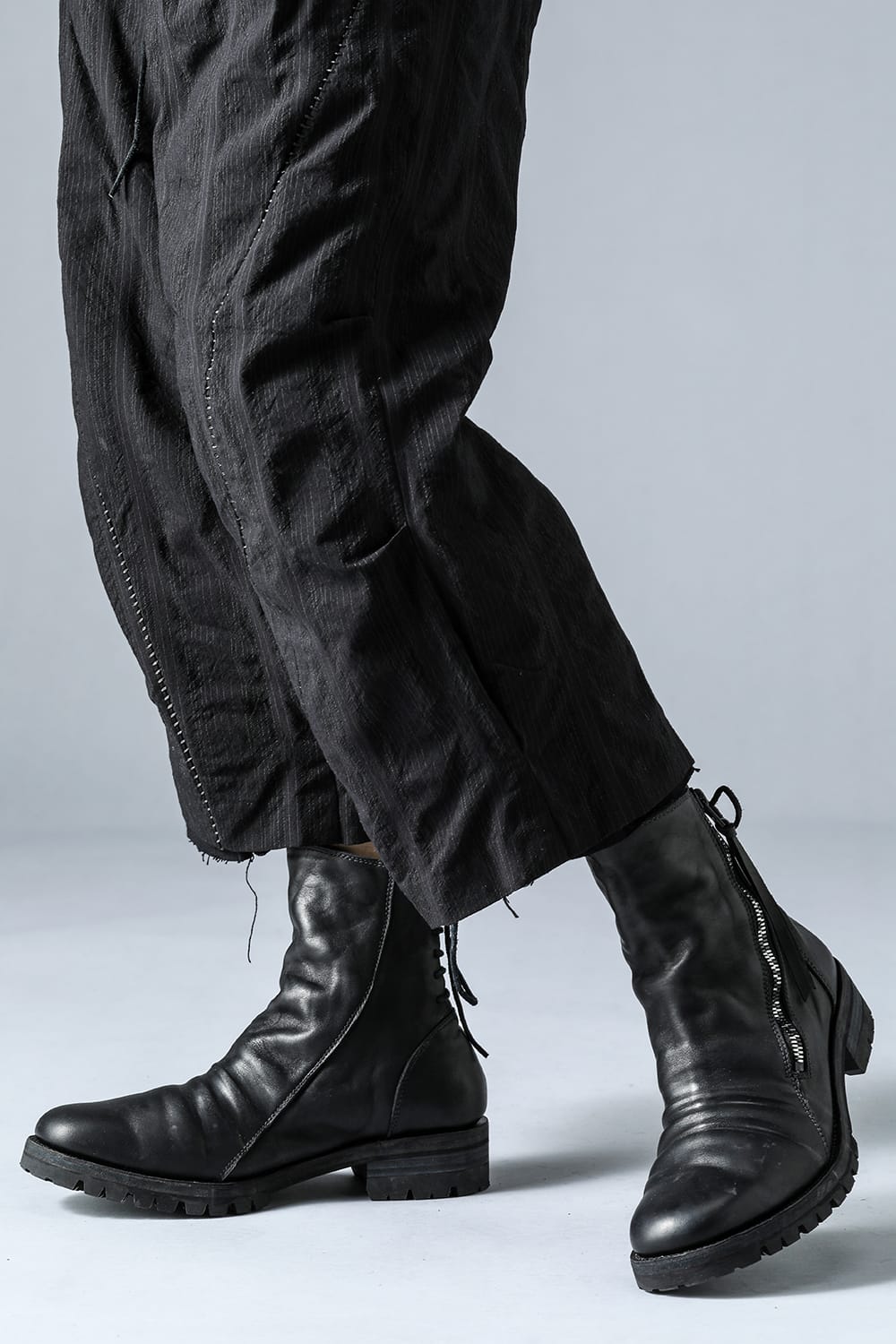 Horse Leather Back Lace-up Boots