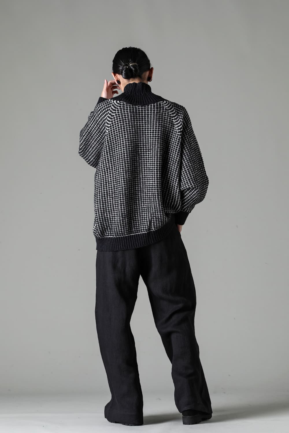 TROUSERS#76 Black Riged Linen