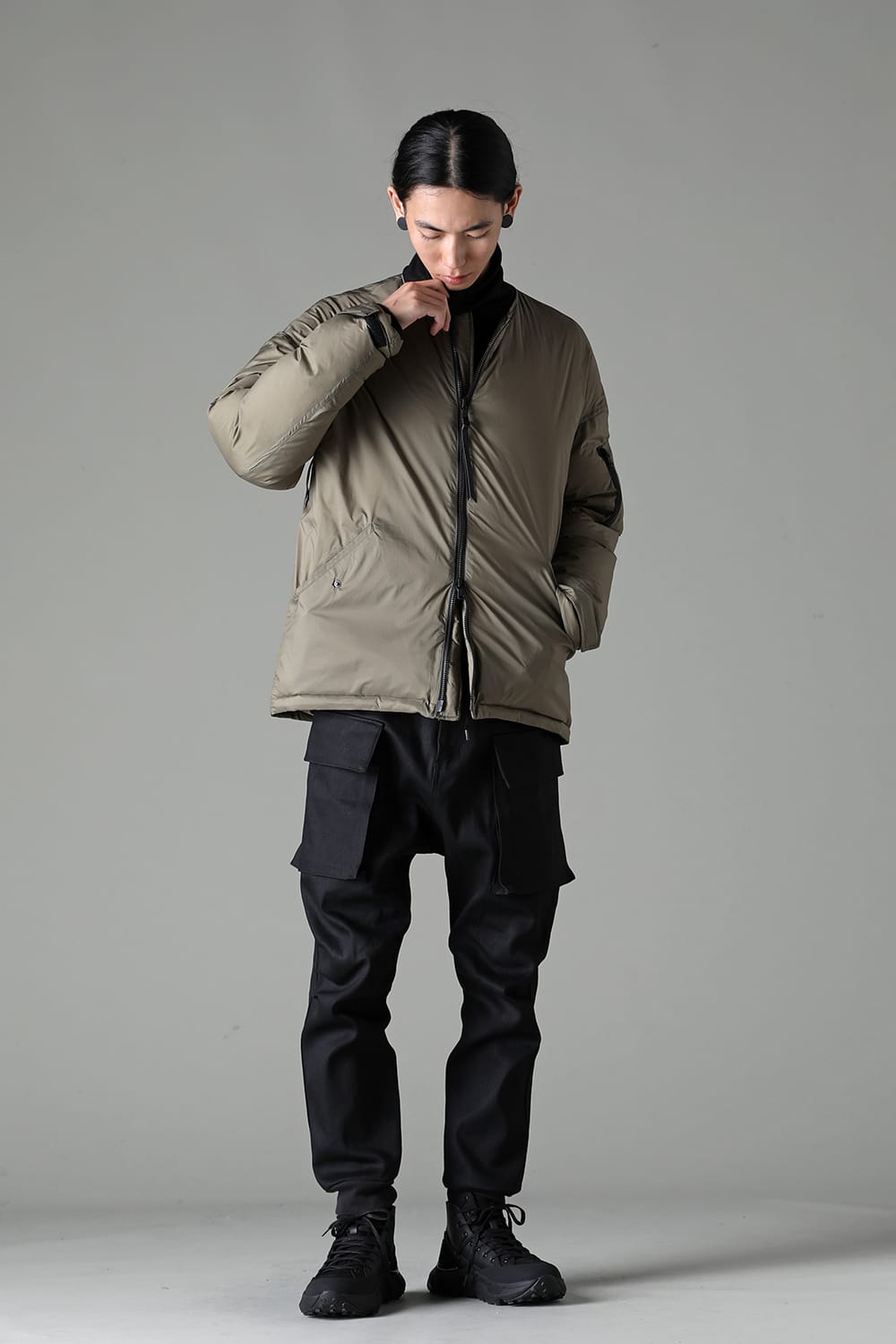 ダウンジャケット カーキ