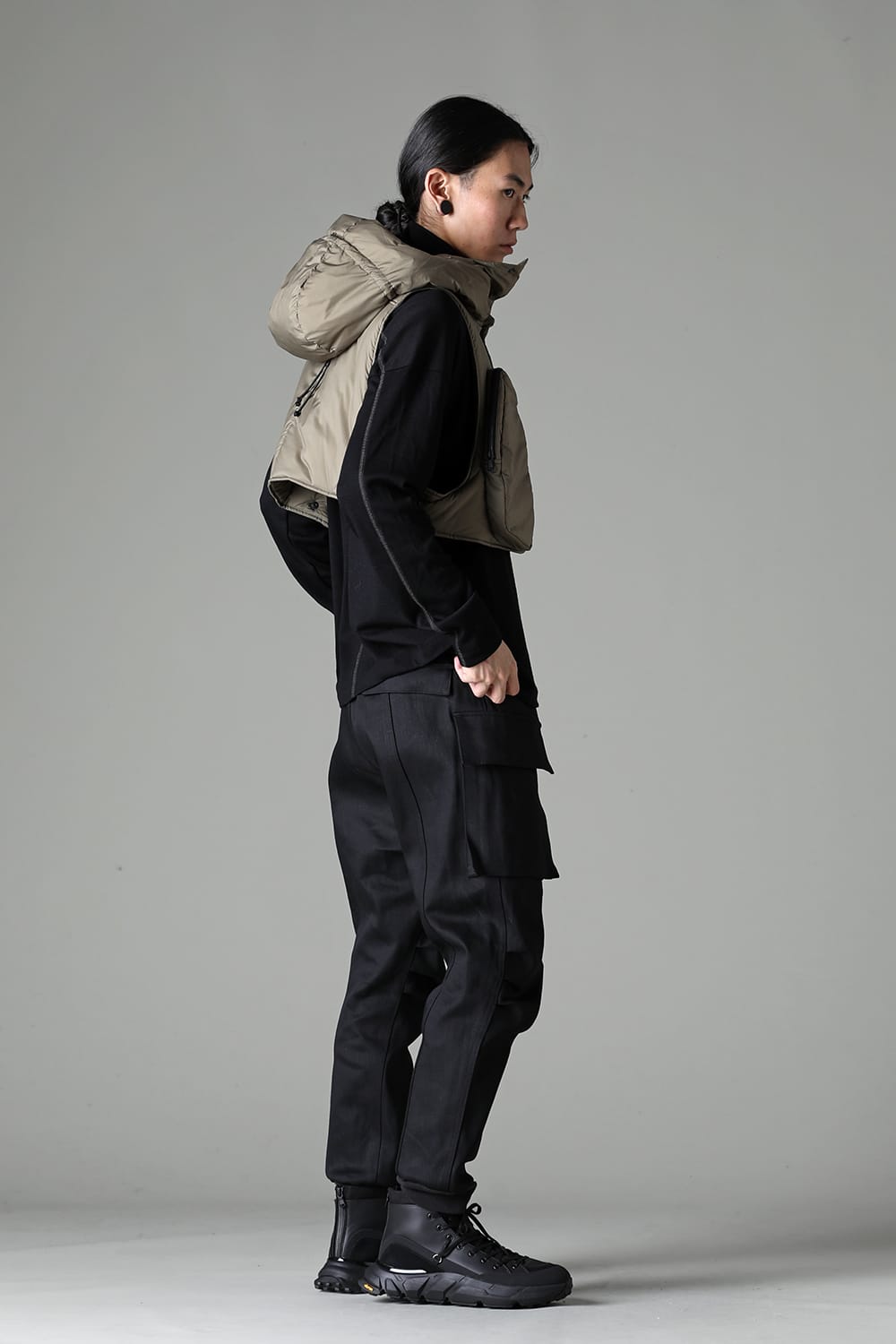 ダウンジャケット カーキ