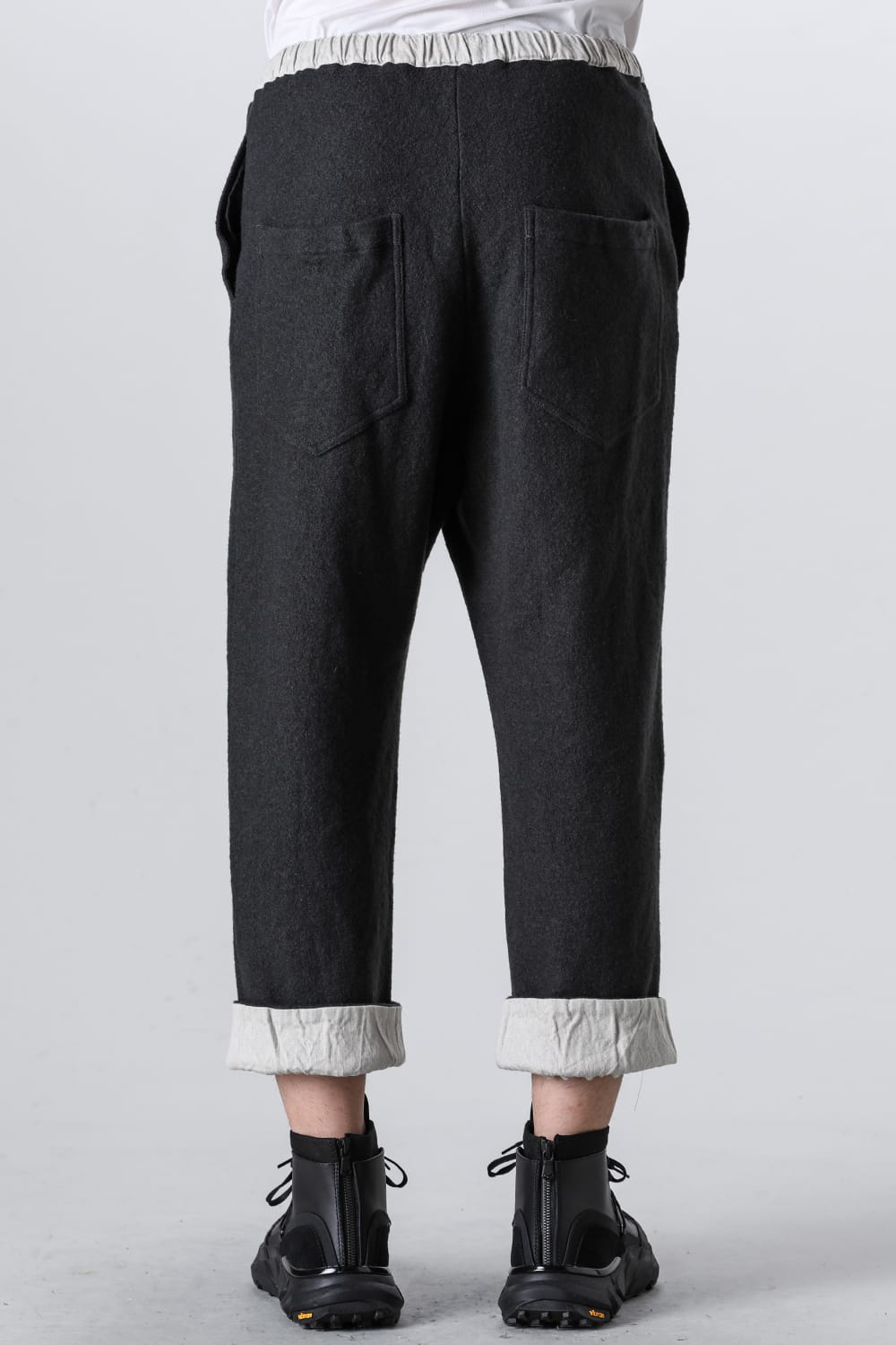 Fulling Wide Cropped Trousers Gray