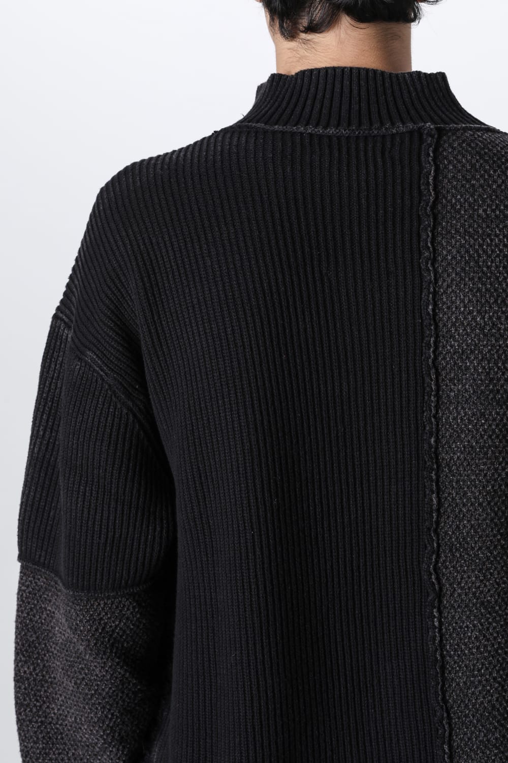 Fading Fragment Sweater Dark Gray