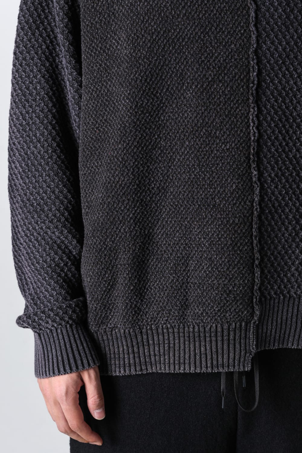 Fading Fragment Sweater Dark Gray