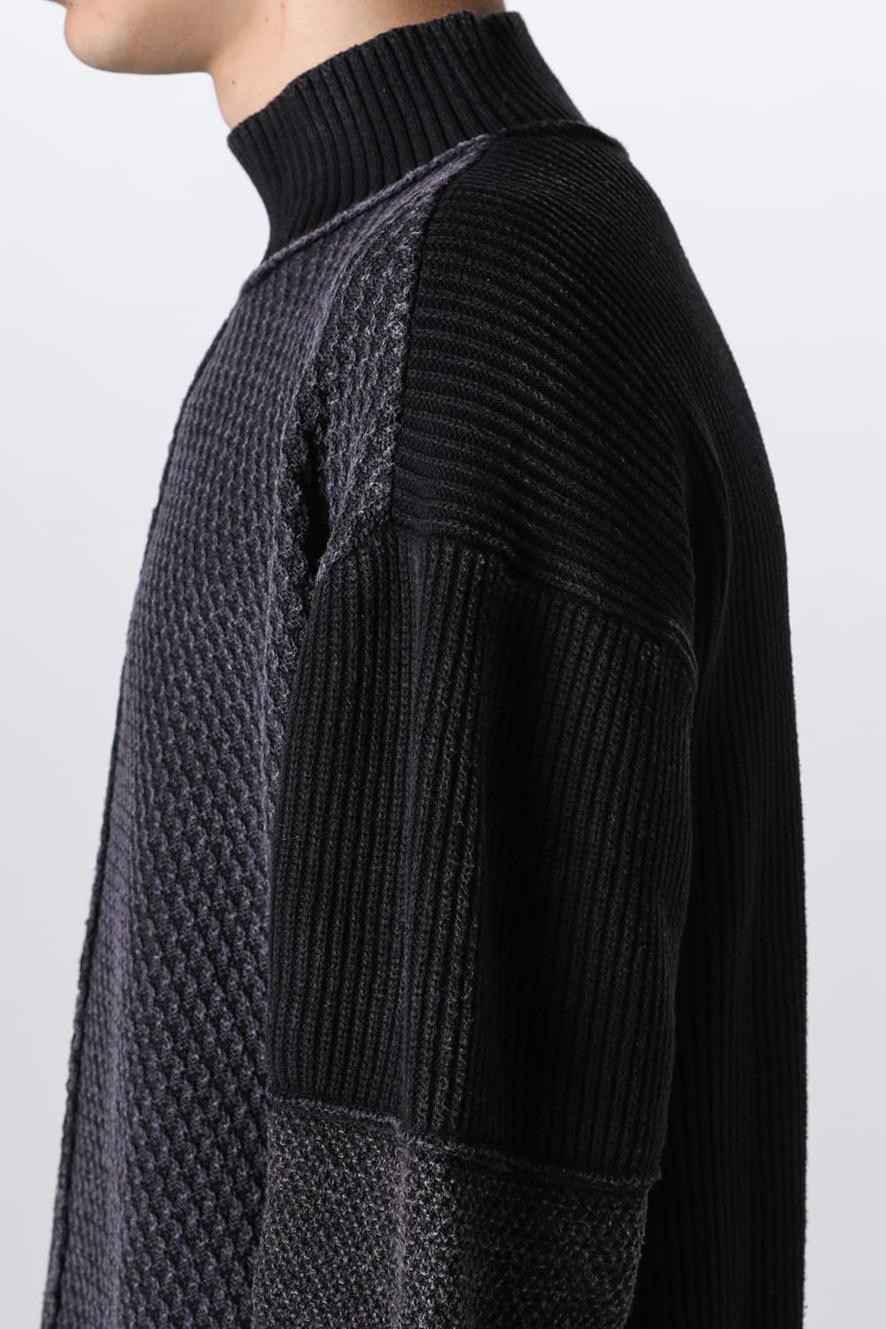 Fading Fragment Sweater Dark Gray