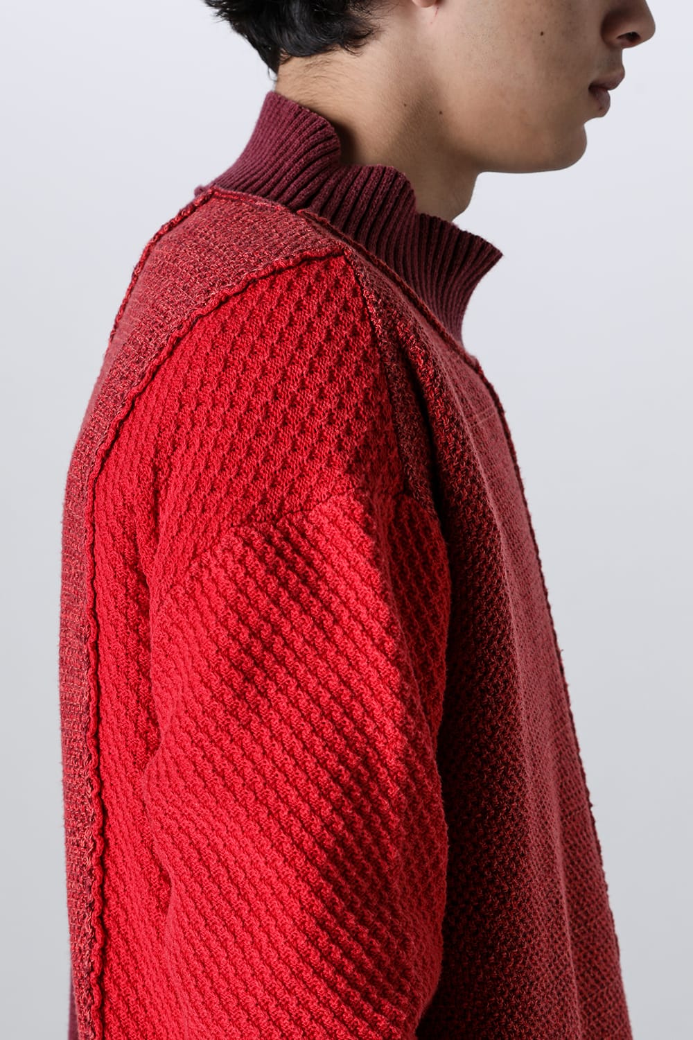 Fading Fragment Sweater Red