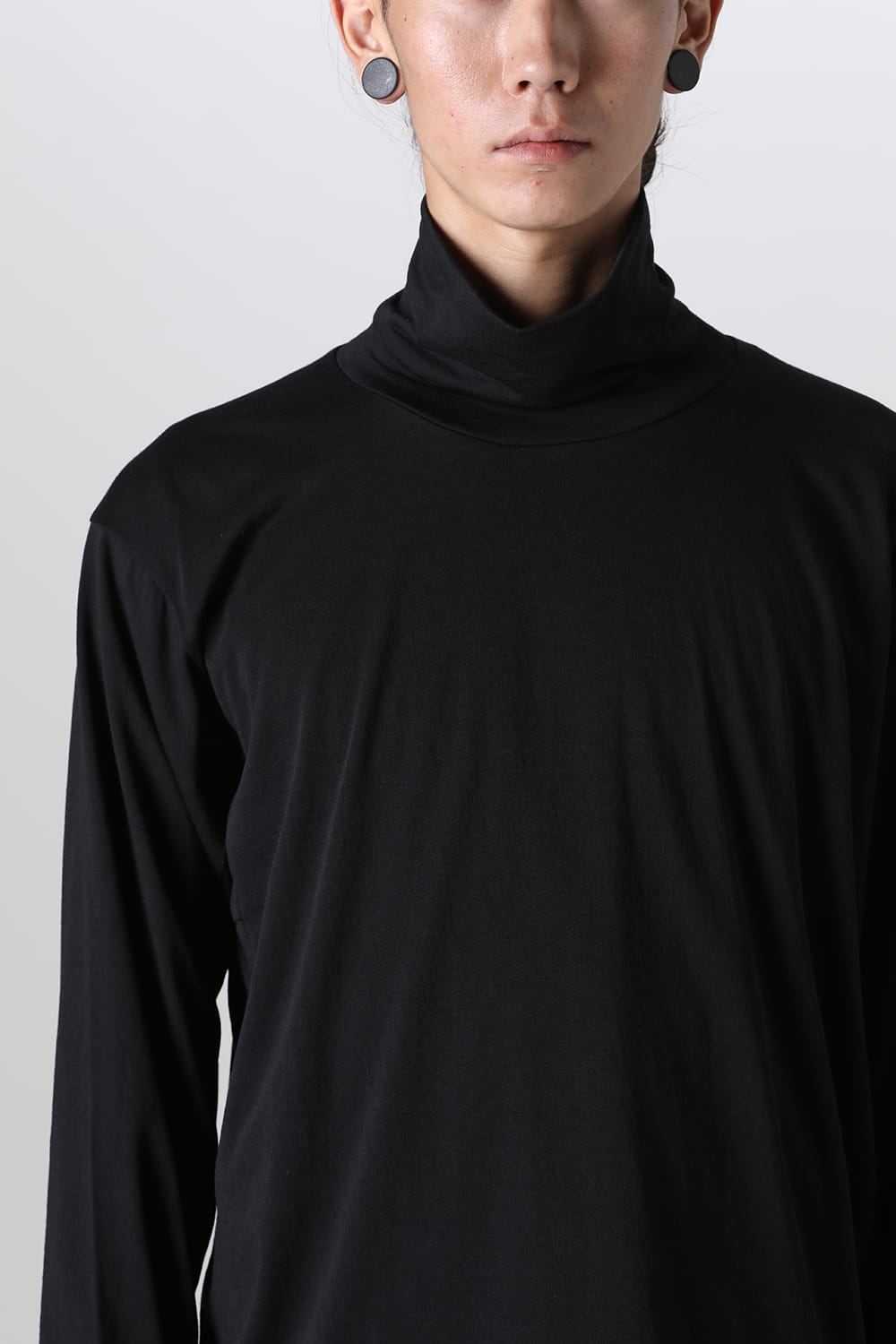 Wool Jersey Turtle-Neck T-Shirt Black