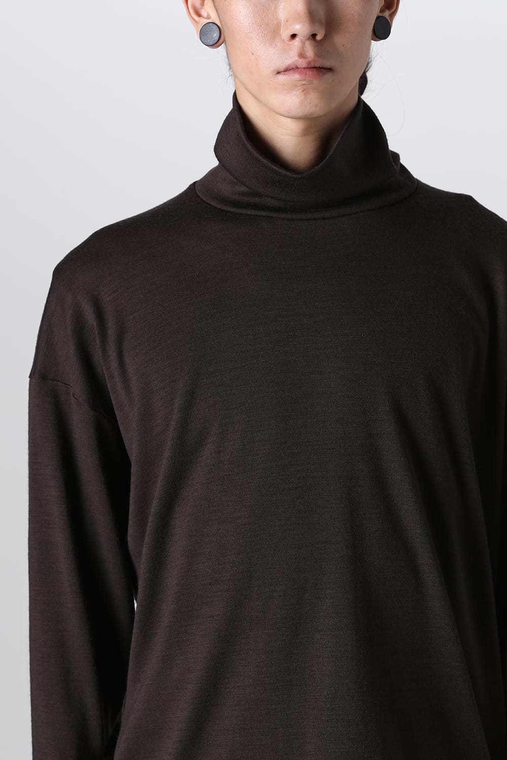 Wool Jersey Turtle-Neck T-Shirt Brown