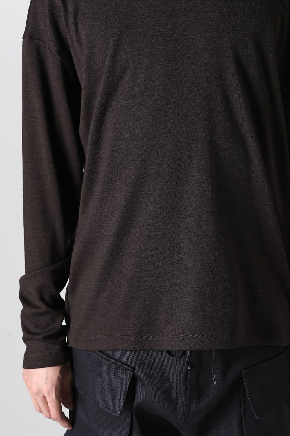 Wool Jersey Turtle-Neck T-Shirt Brown