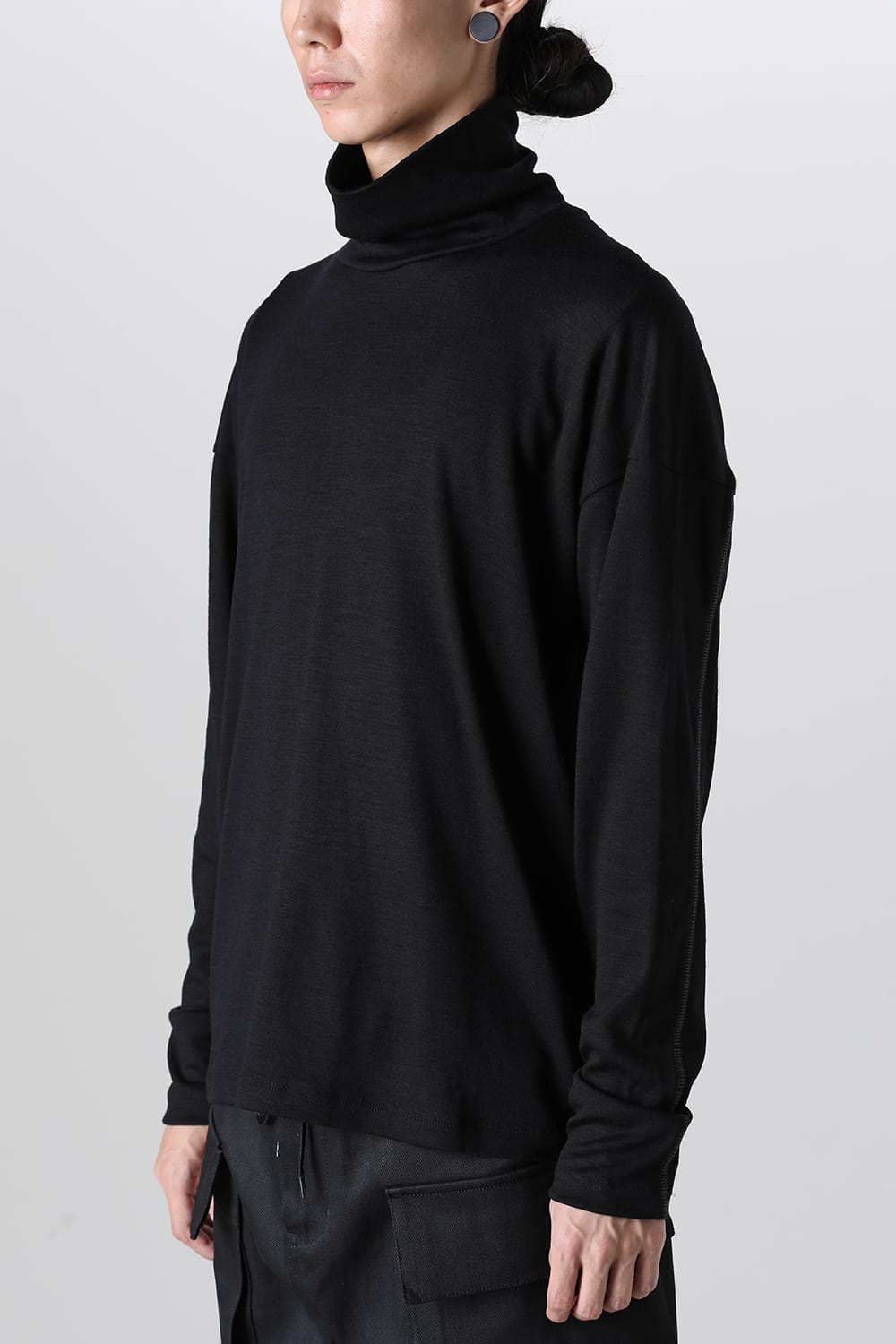 Cotton/Cashmere Turtle-Neck Long Sleeve T Black