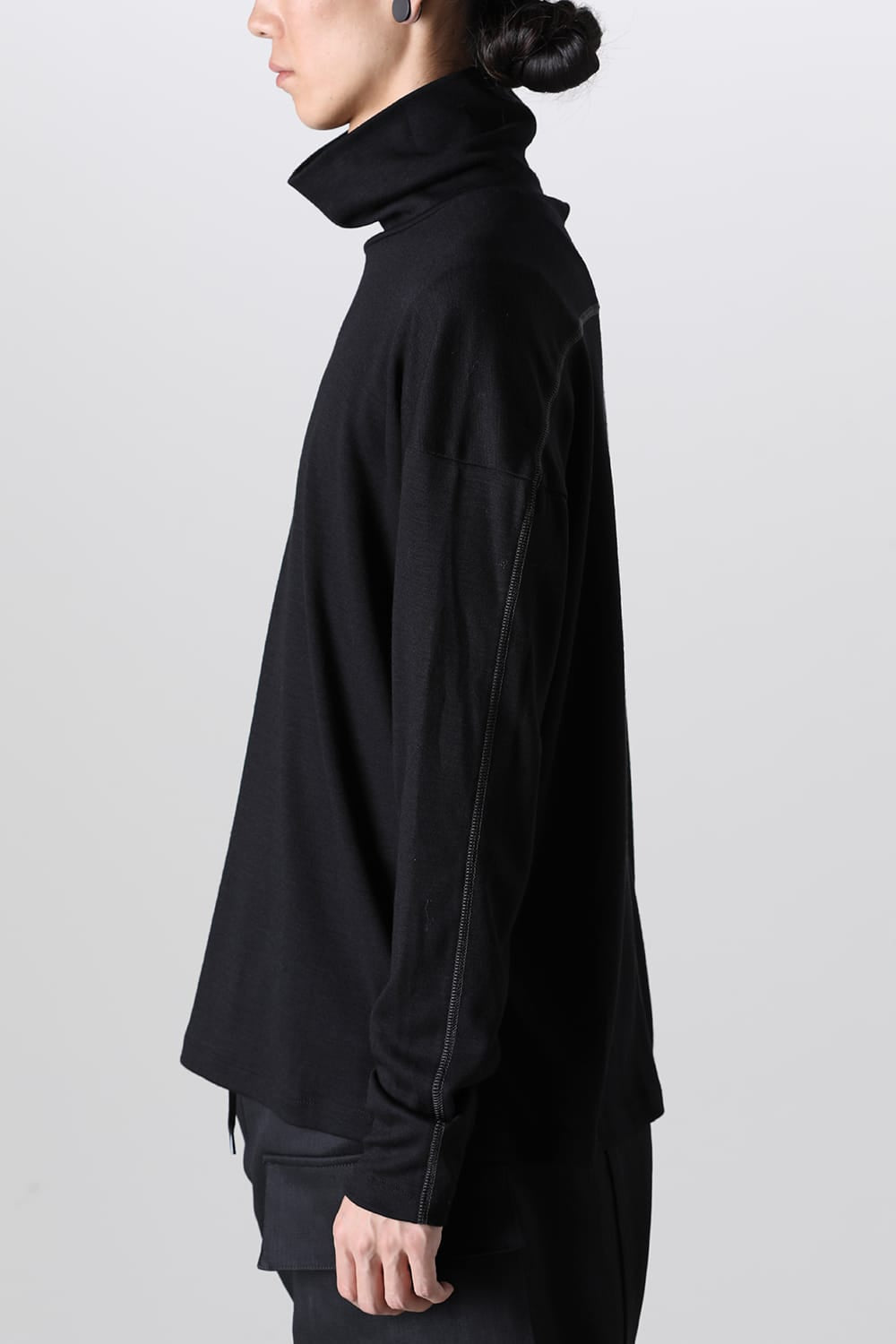 Cotton/Cashmere Turtle-Neck Long Sleeve T Black