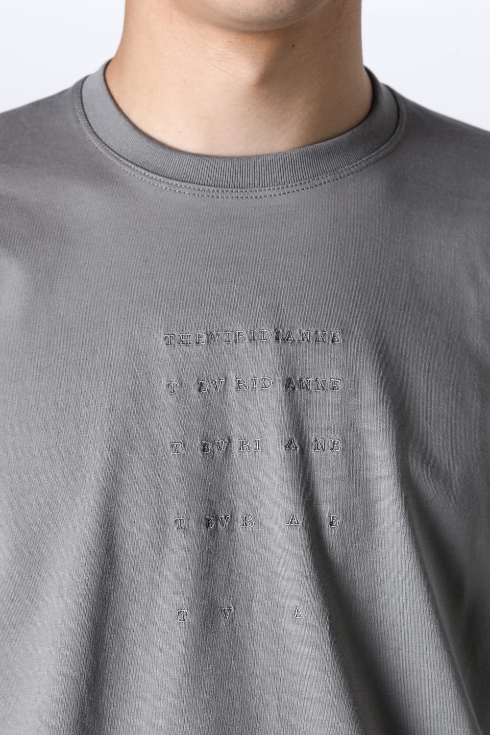 Embroidered L/S T-shirt Gray